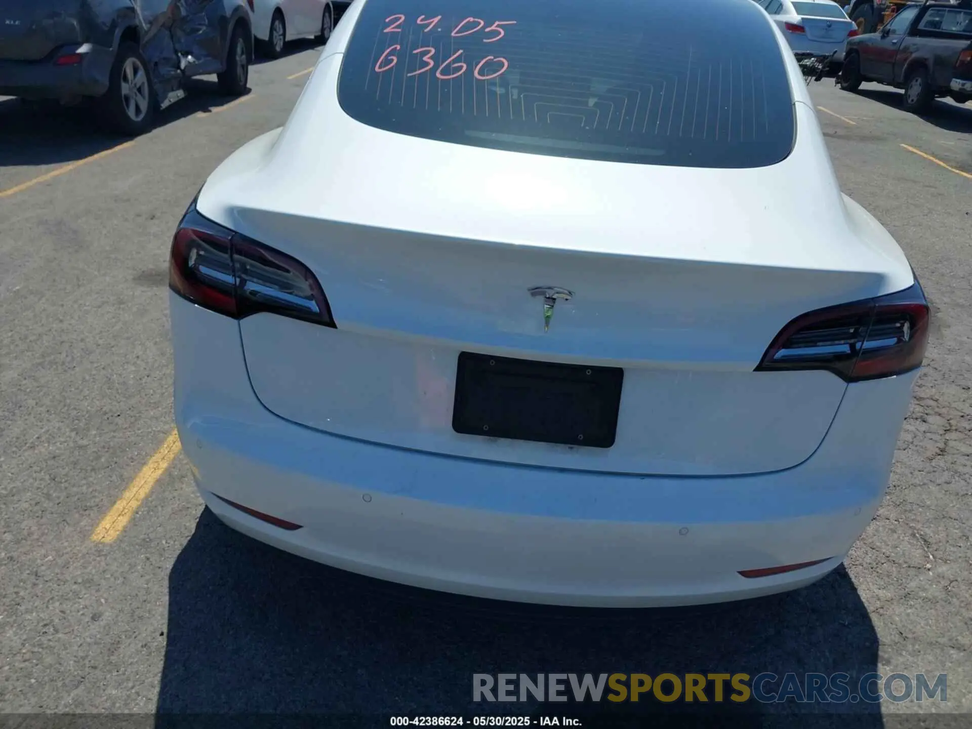 16 Photograph of a damaged car 5YJ3E1EAXLF806360 TESLA MODEL 3 2020