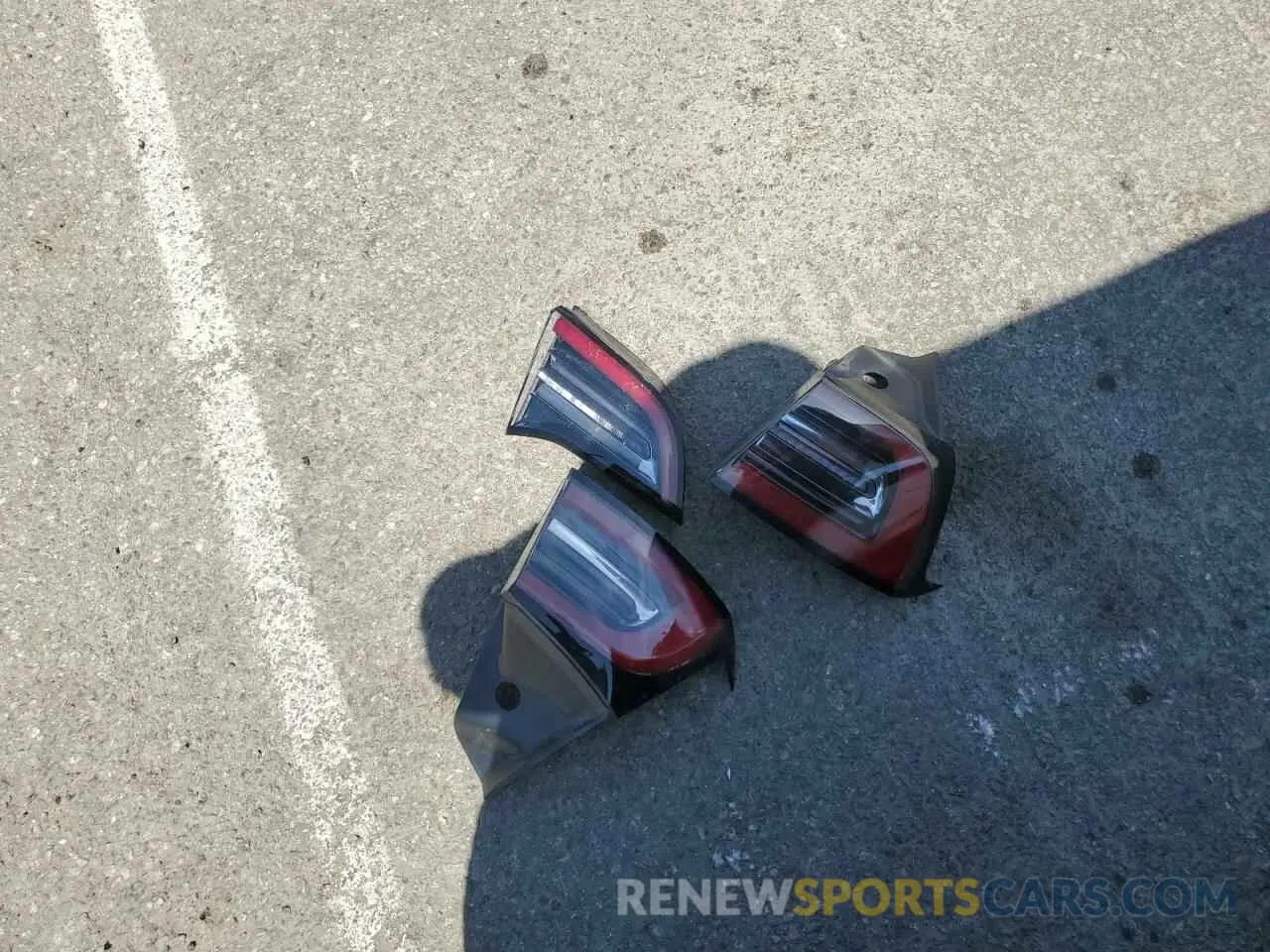 12 Photograph of a damaged car 5YJ3E1EAXLF807556 TESLA MODEL 3 2020