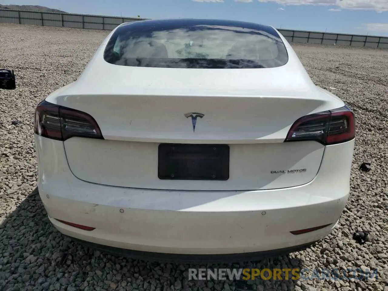 6 Photograph of a damaged car 5YJ3E1EB0LF512250 TESLA MODEL 3 2020