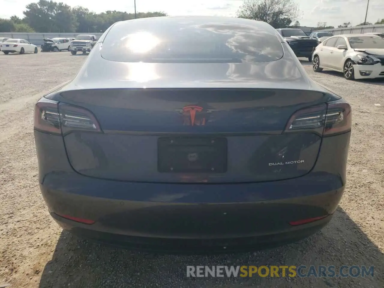 6 Photograph of a damaged car 5YJ3E1EB0LF619864 TESLA MODEL 3 2020