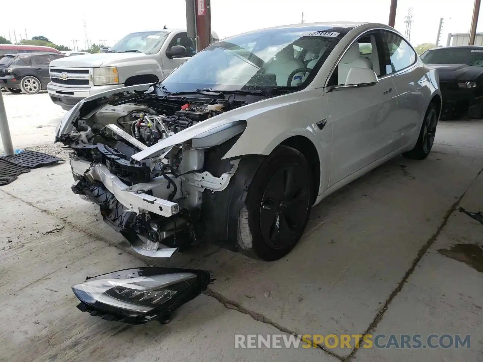 2 Photograph of a damaged car 5YJ3E1EB0LF622067 TESLA MODEL 3 2020