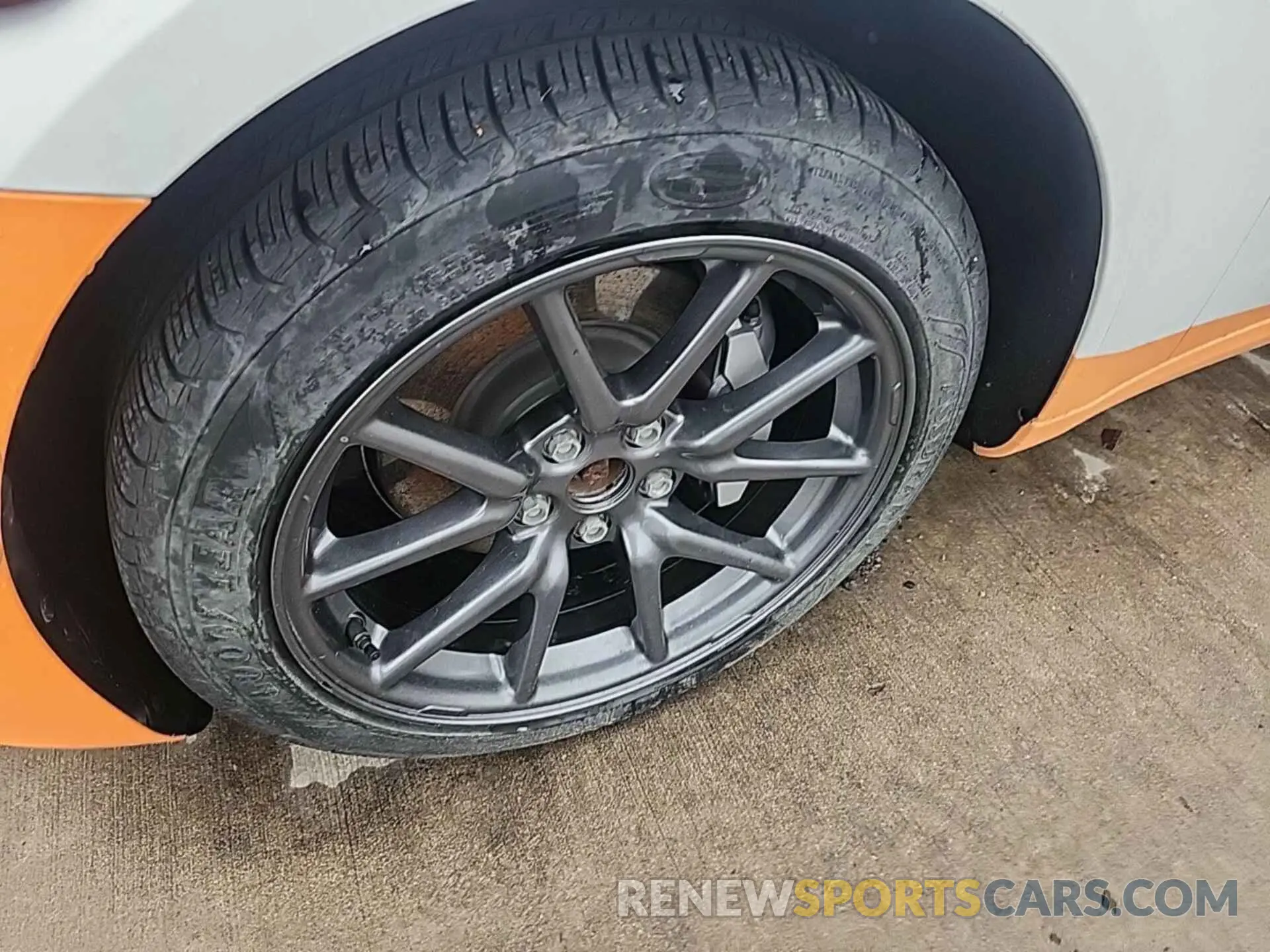 1 Photograph of a damaged car 5YJ3E1EB0LF636678 TESLA MODEL 3 2020