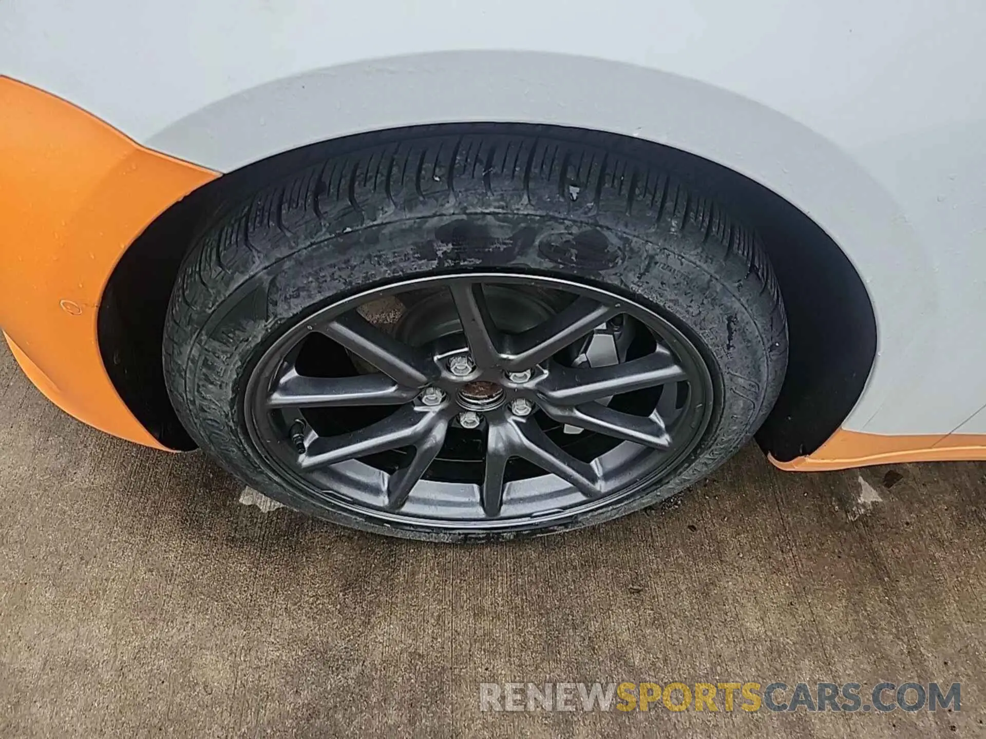19 Photograph of a damaged car 5YJ3E1EB0LF636678 TESLA MODEL 3 2020