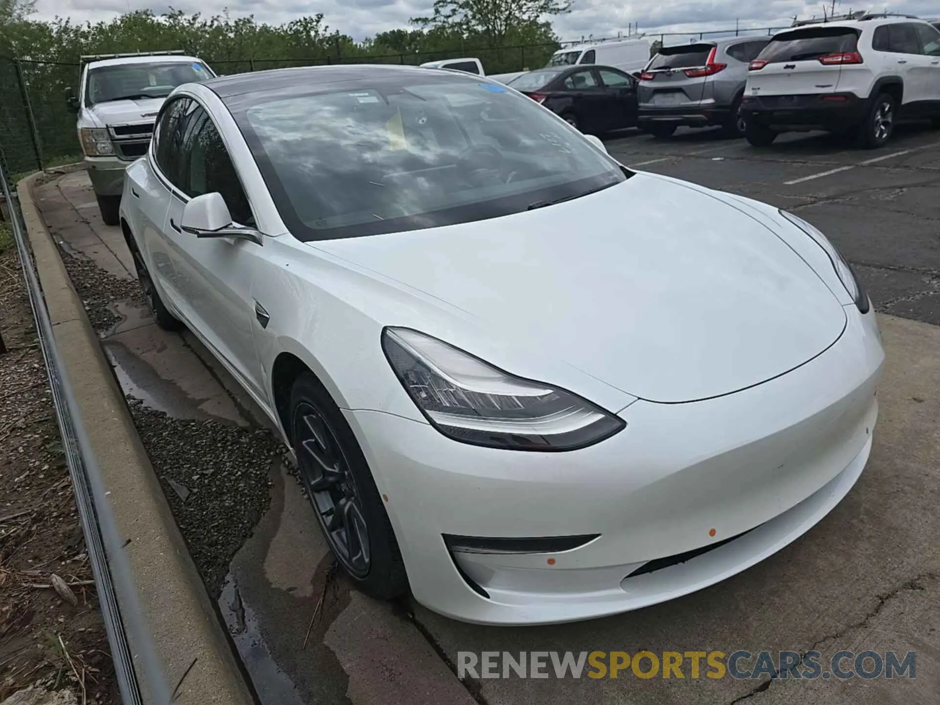 20 Photograph of a damaged car 5YJ3E1EB0LF636678 TESLA MODEL 3 2020