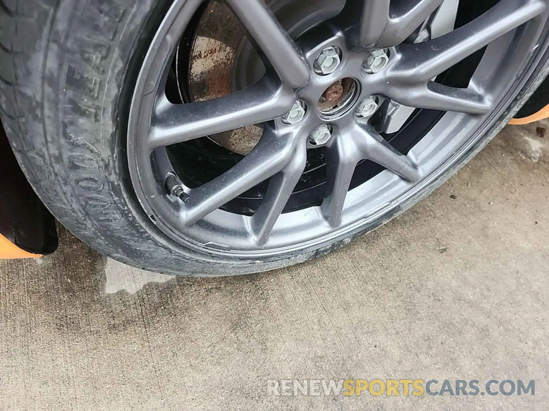 4 Photograph of a damaged car 5YJ3E1EB0LF636678 TESLA MODEL 3 2020