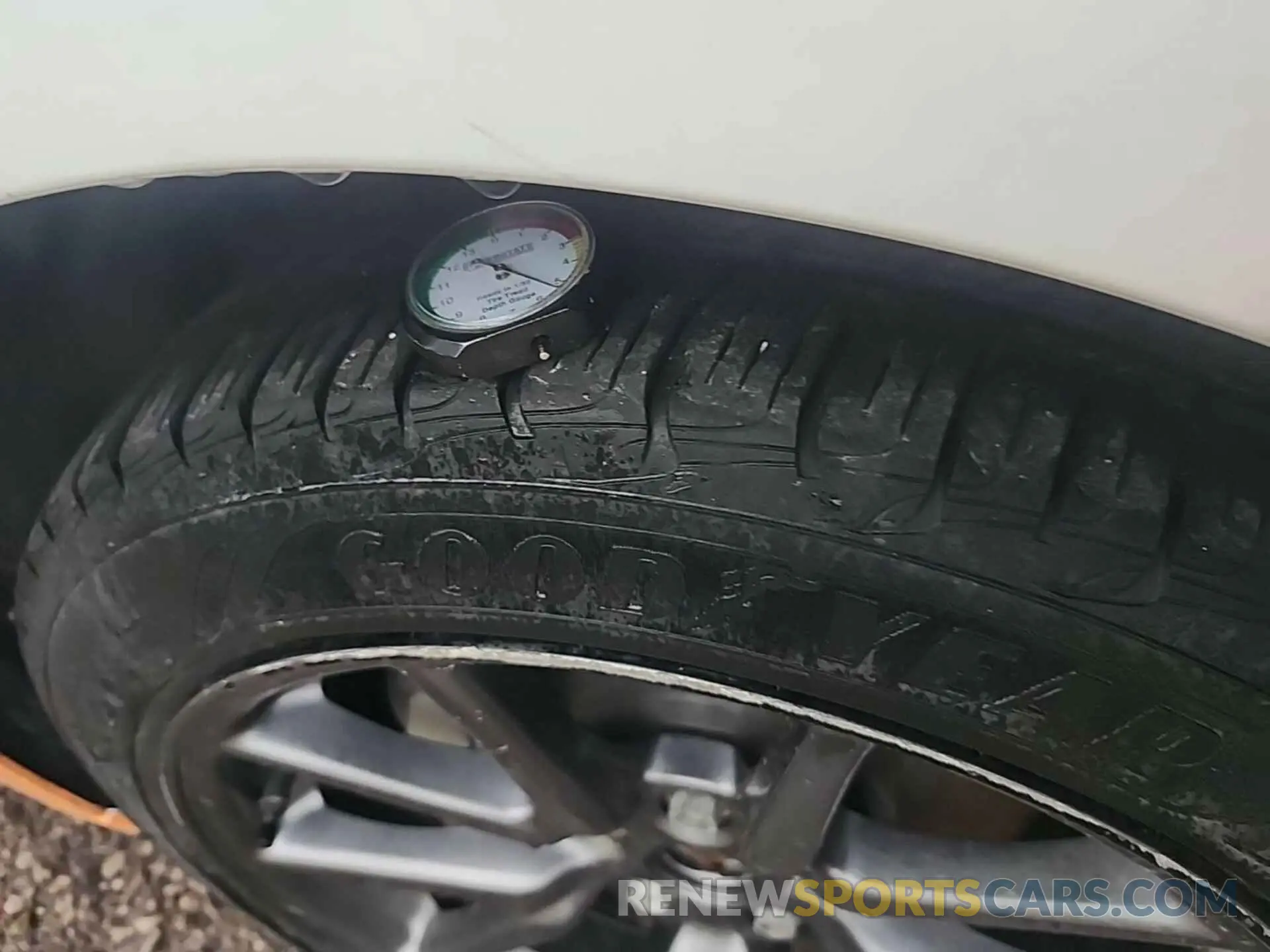 5 Photograph of a damaged car 5YJ3E1EB0LF636678 TESLA MODEL 3 2020