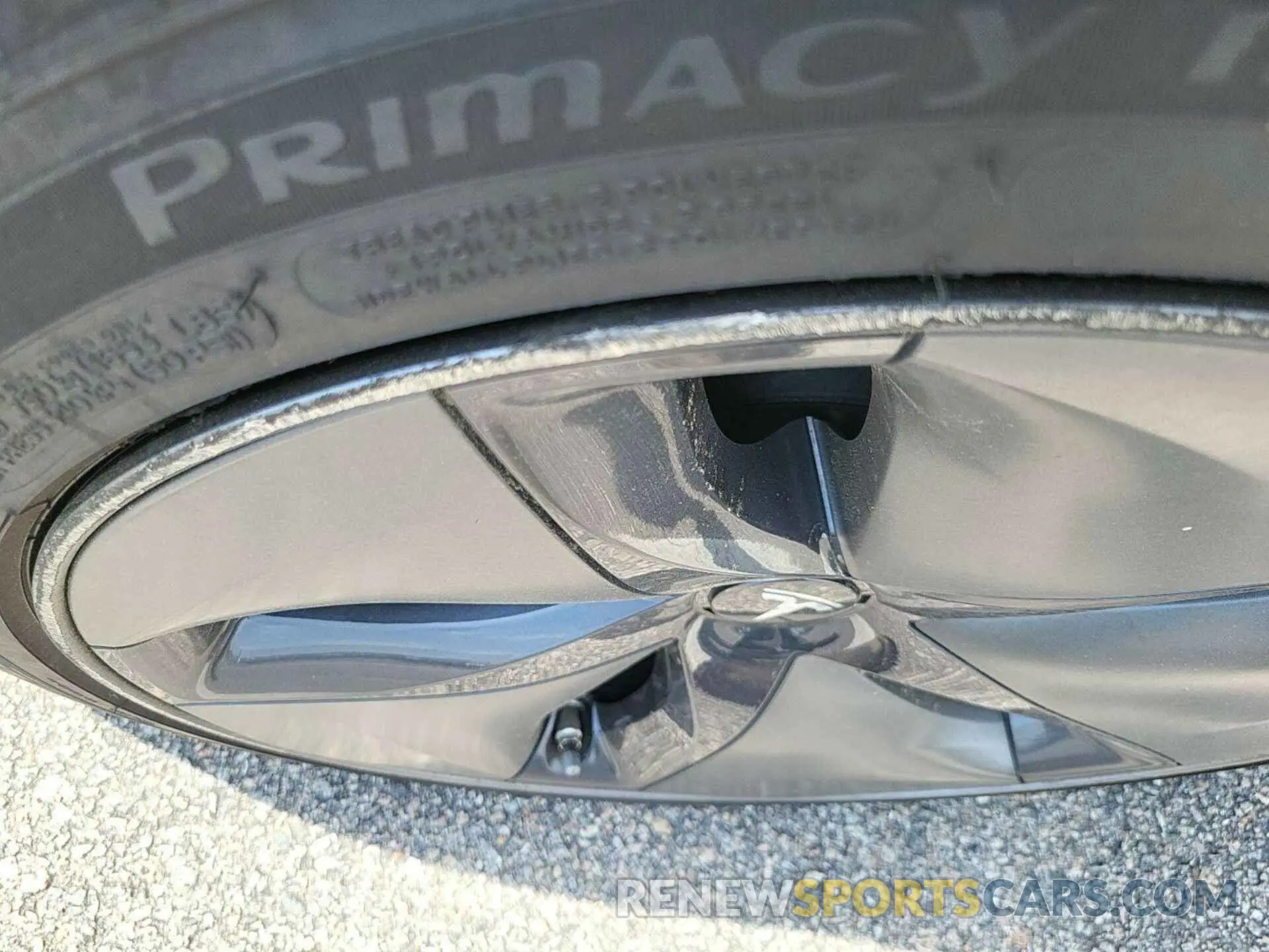 19 Photograph of a damaged car 5YJ3E1EB0LF637281 TESLA MODEL 3 2020