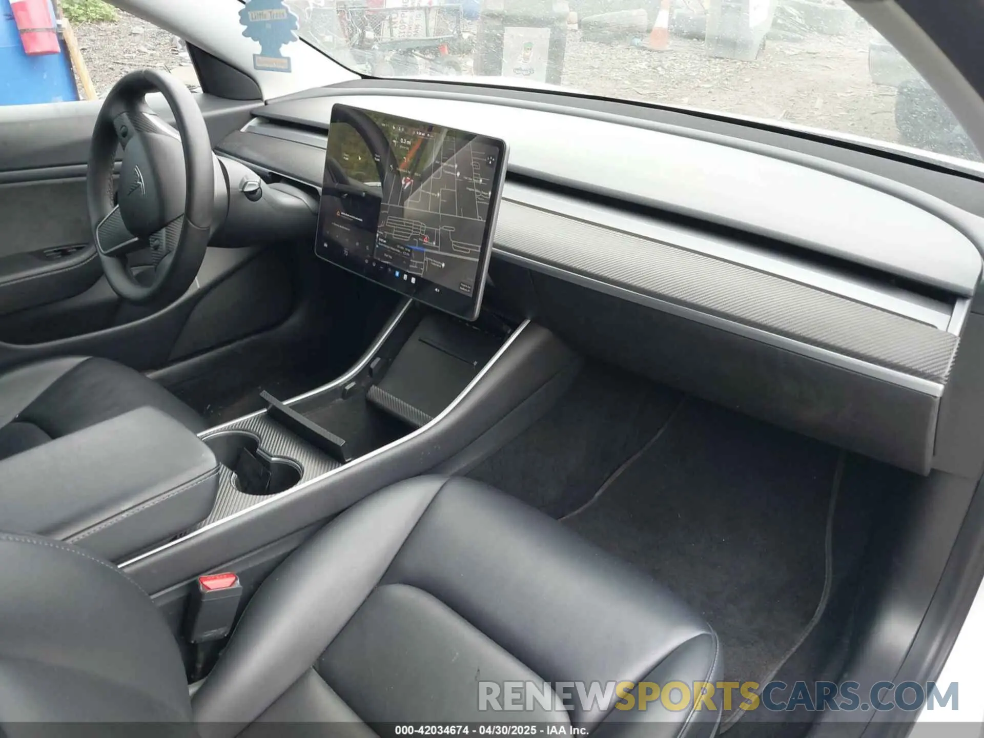 5 Photograph of a damaged car 5YJ3E1EB0LF637491 TESLA MODEL 3 2020