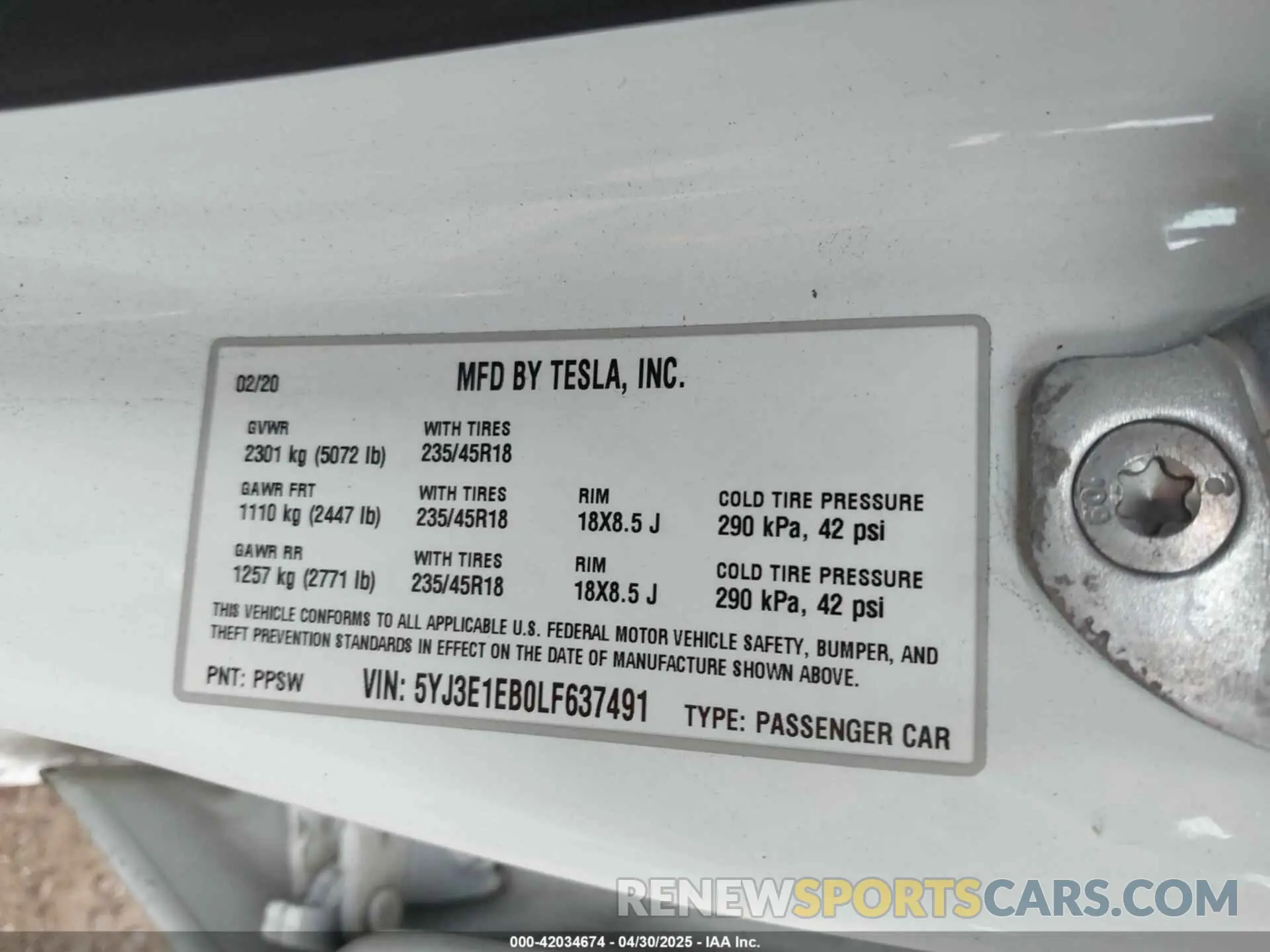 9 Photograph of a damaged car 5YJ3E1EB0LF637491 TESLA MODEL 3 2020