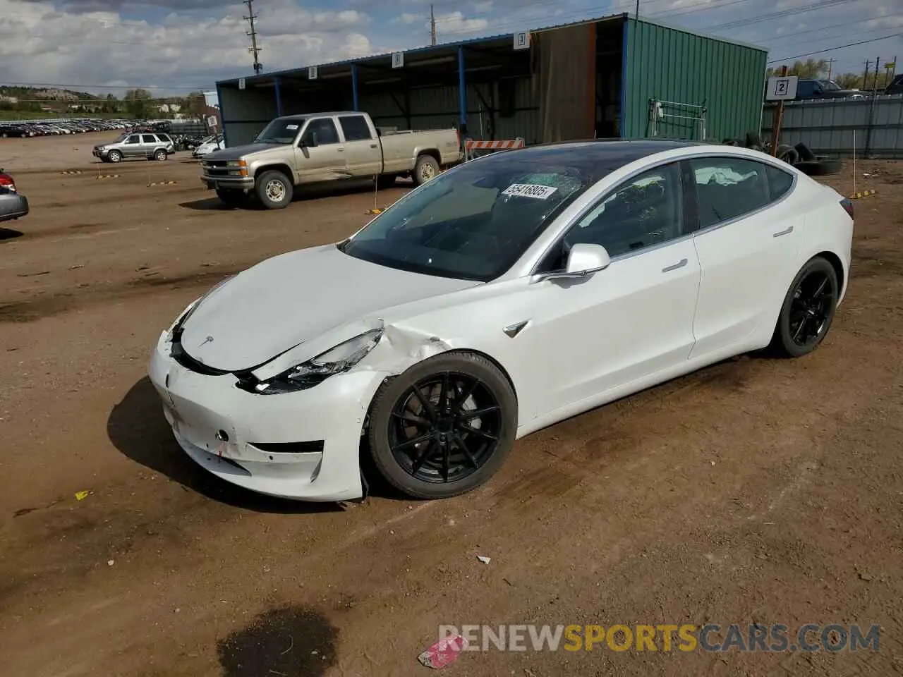 1 Photograph of a damaged car 5YJ3E1EB0LF637541 TESLA MODEL 3 2020