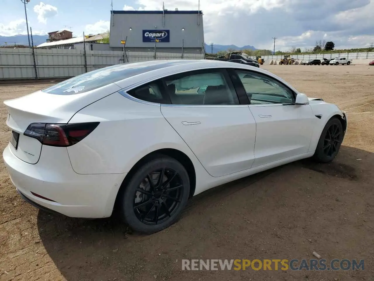 3 Photograph of a damaged car 5YJ3E1EB0LF637541 TESLA MODEL 3 2020