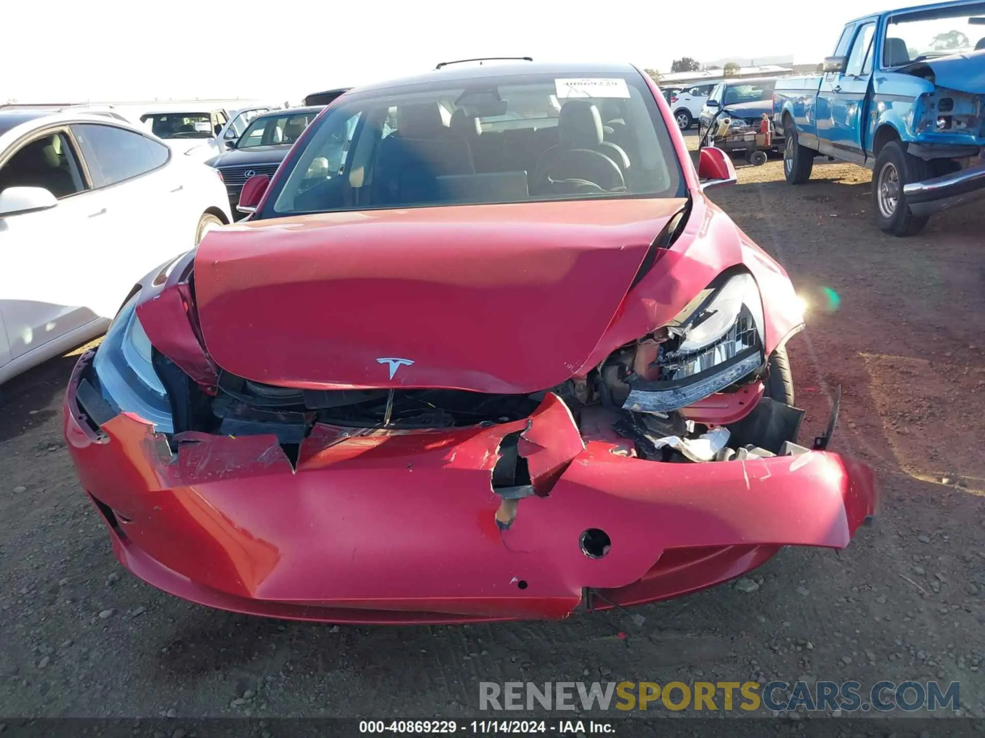 12 Photograph of a damaged car 5YJ3E1EB0LF638432 TESLA MODEL 3 2020