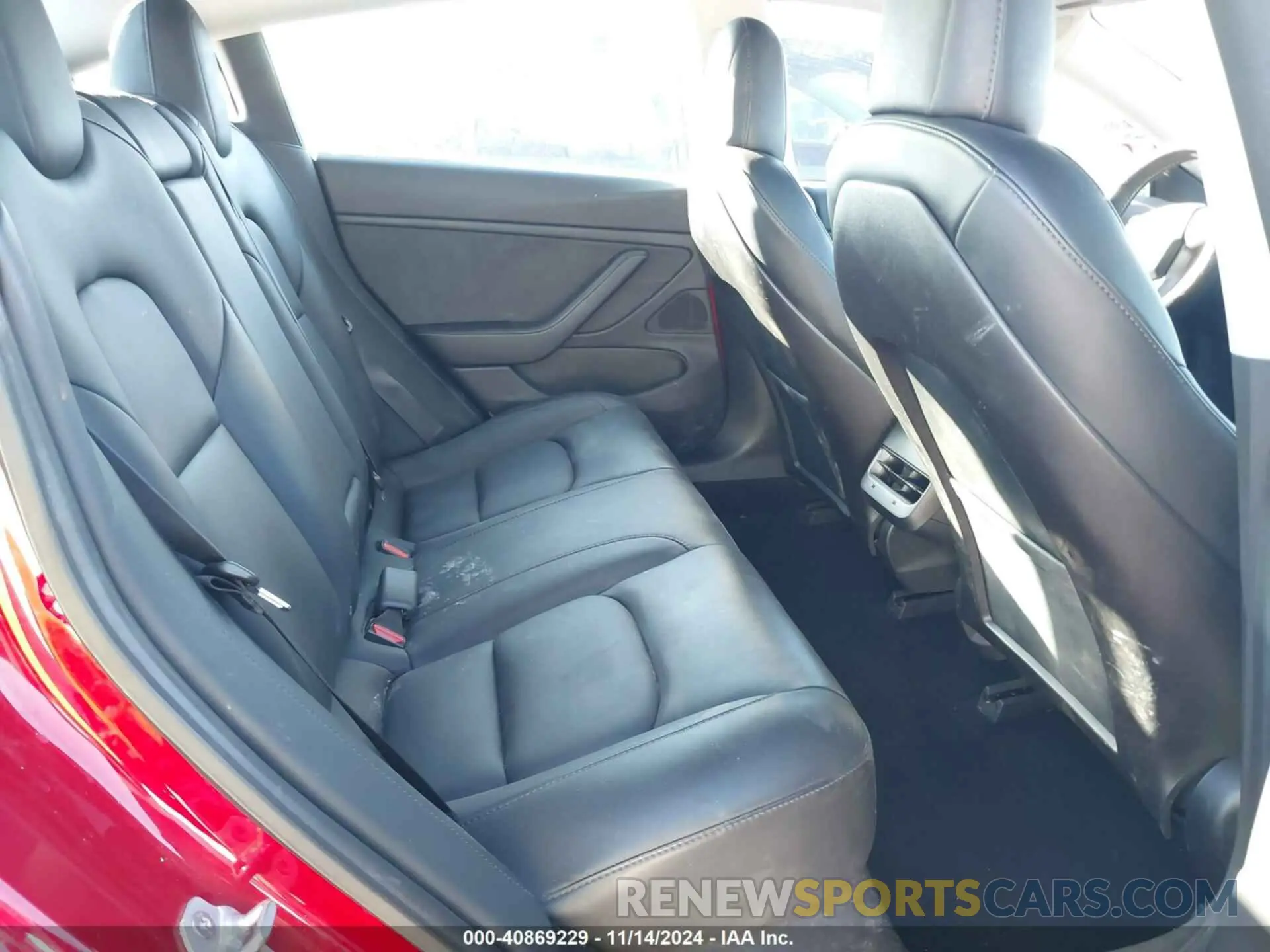8 Photograph of a damaged car 5YJ3E1EB0LF638432 TESLA MODEL 3 2020