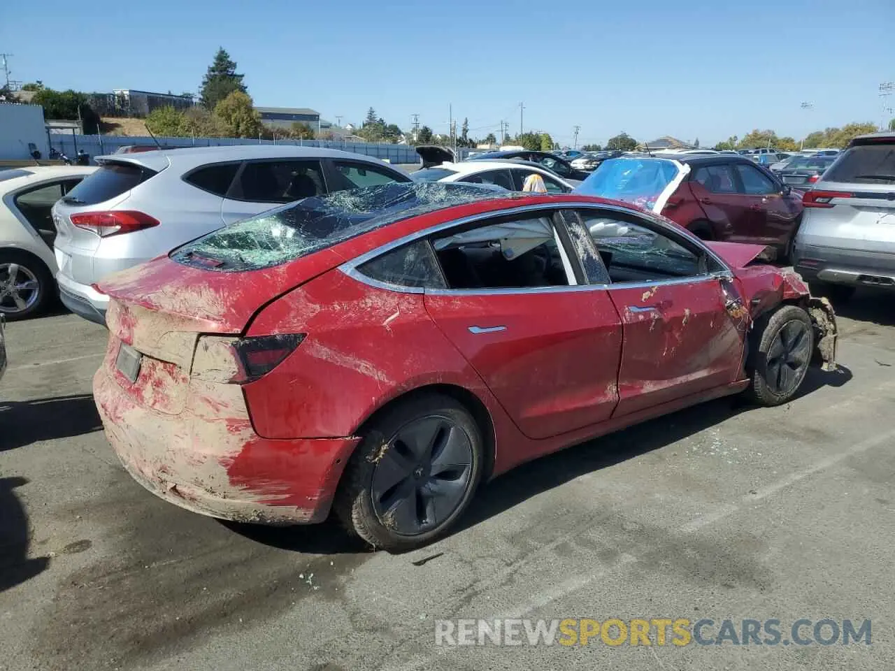 3 Photograph of a damaged car 5YJ3E1EB0LF664366 TESLA MODEL 3 2020