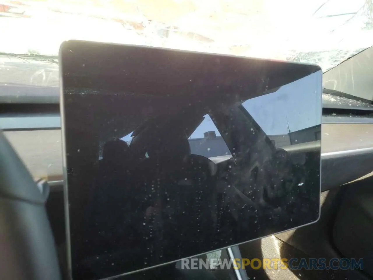 9 Photograph of a damaged car 5YJ3E1EB0LF664366 TESLA MODEL 3 2020