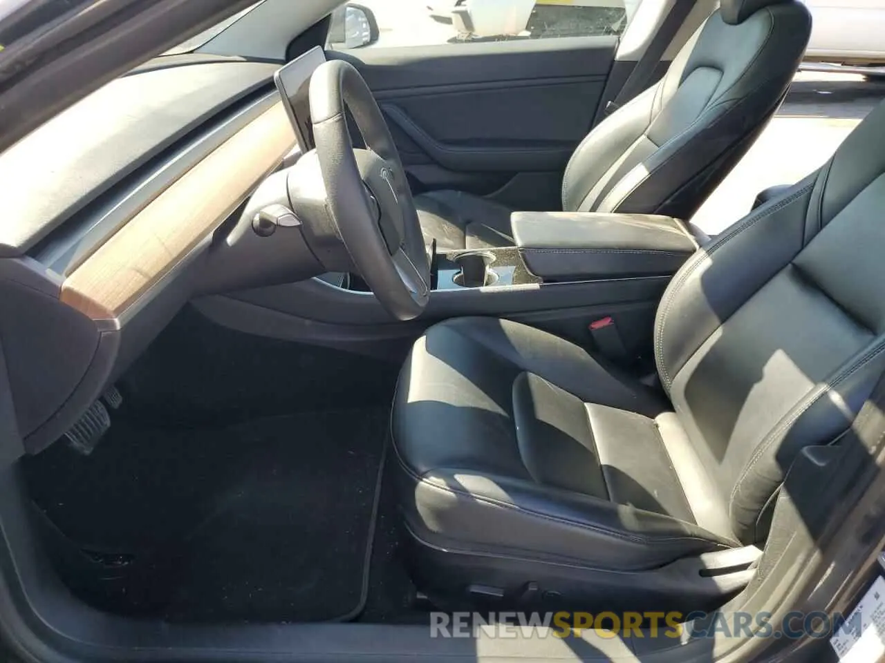 7 Photograph of a damaged car 5YJ3E1EB0LF710617 TESLA MODEL 3 2020