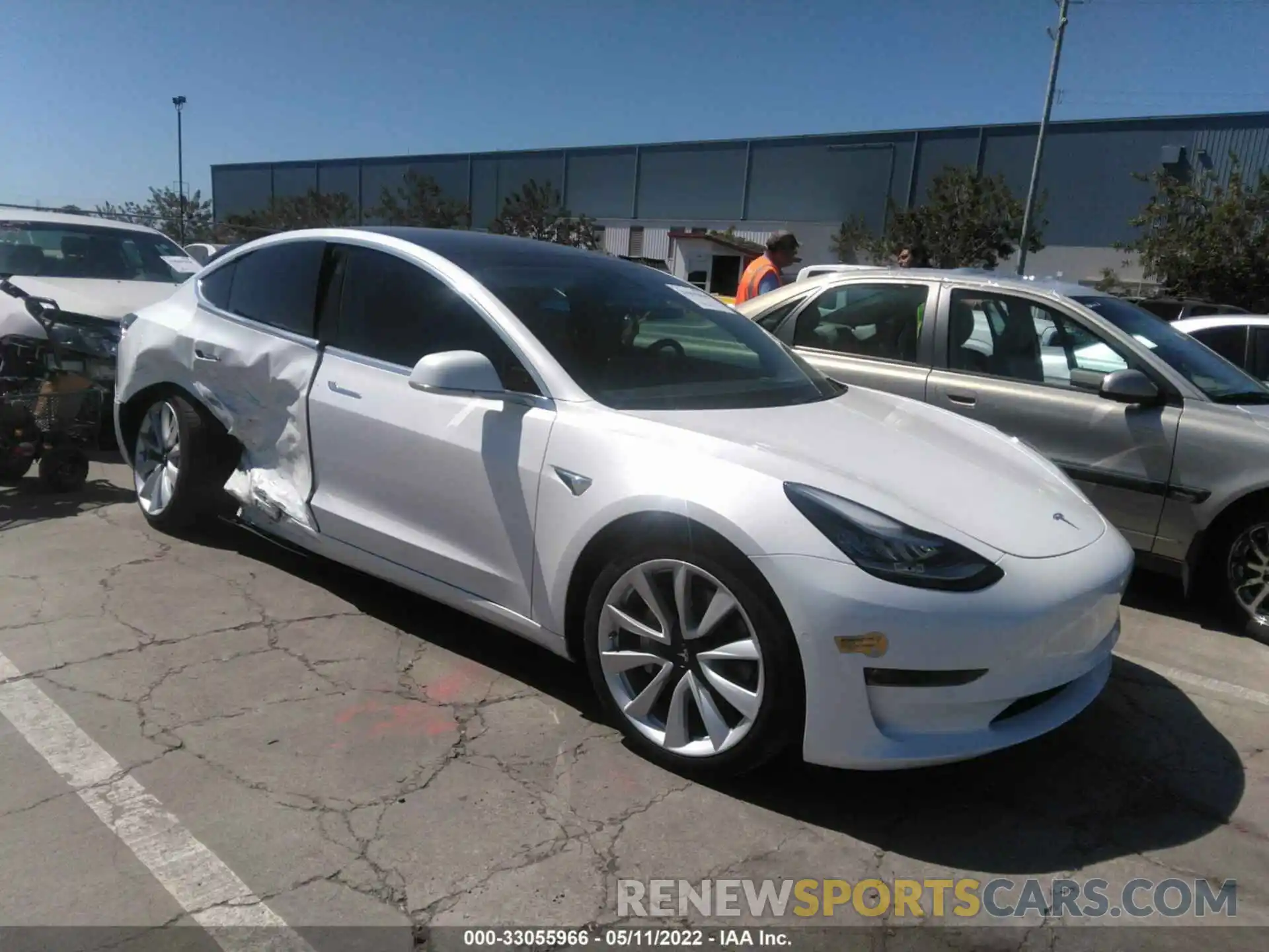 1 Photograph of a damaged car 5YJ3E1EB0LF712402 TESLA MODEL 3 2020