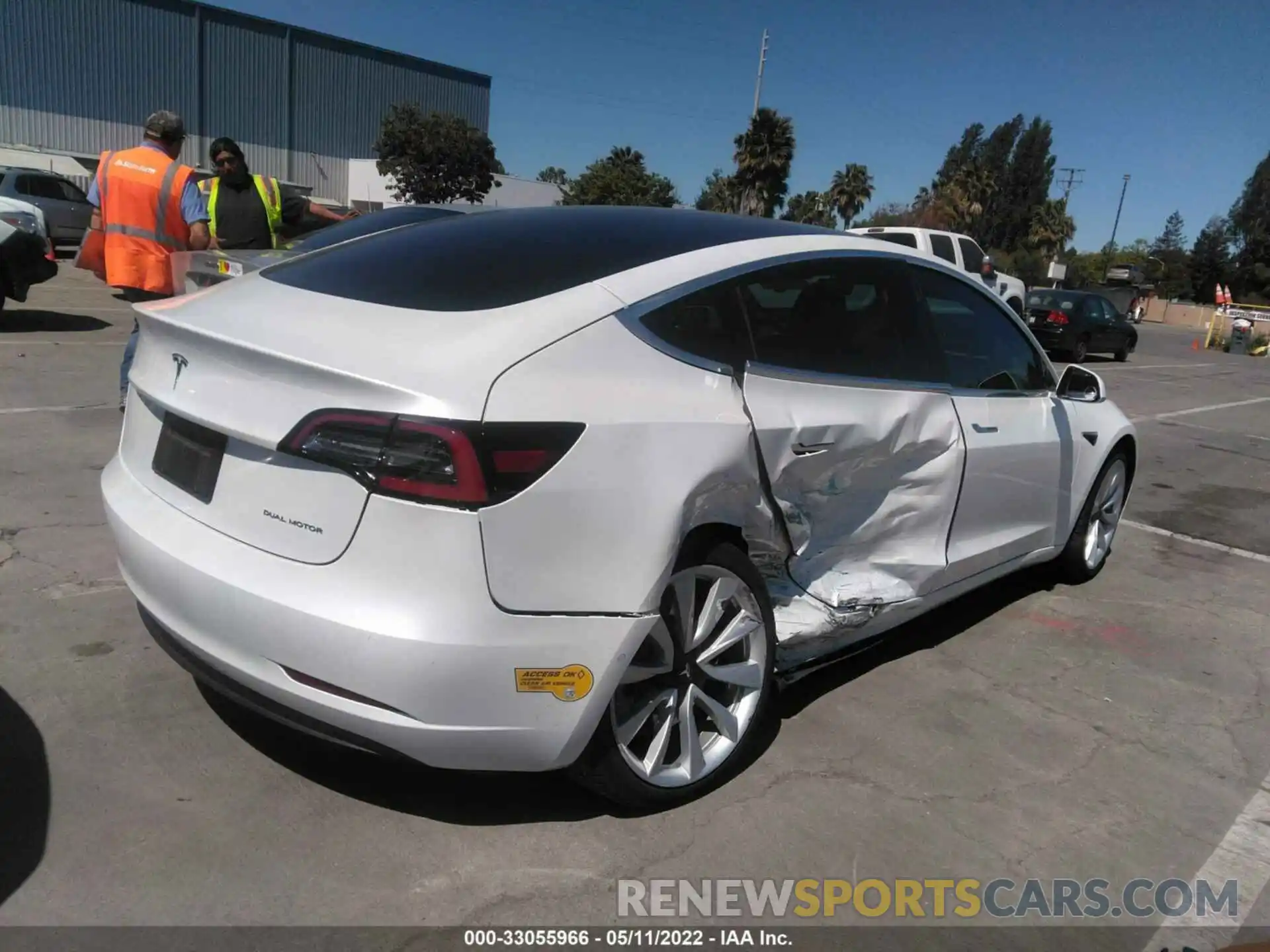 4 Photograph of a damaged car 5YJ3E1EB0LF712402 TESLA MODEL 3 2020