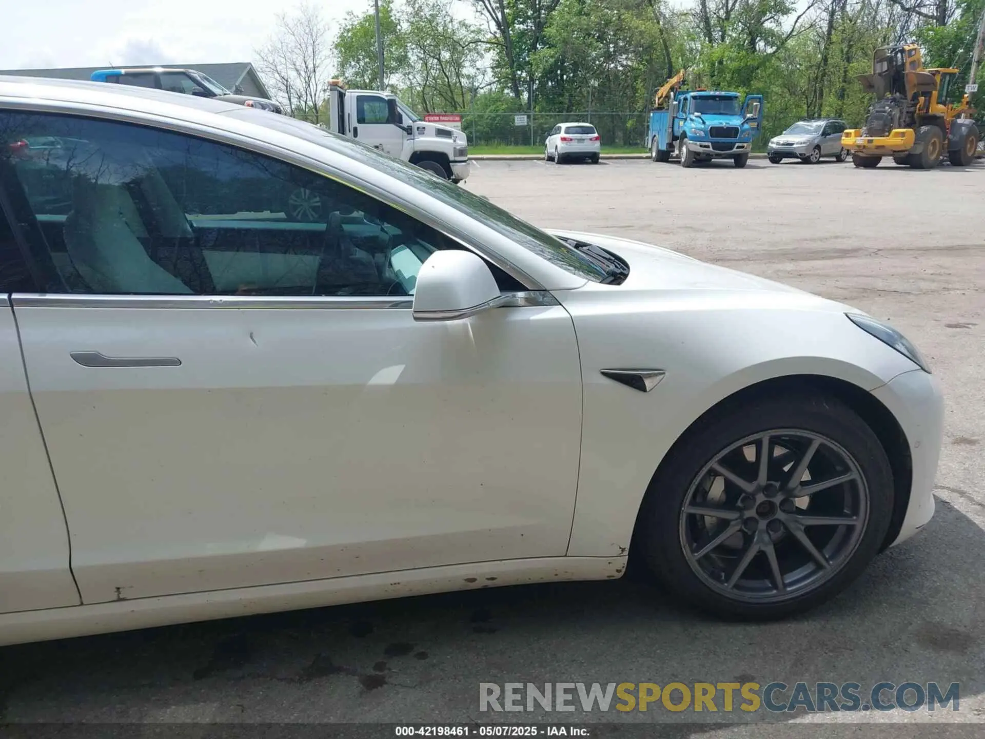 22 Photograph of a damaged car 5YJ3E1EB0LF712545 TESLA MODEL 3 2020