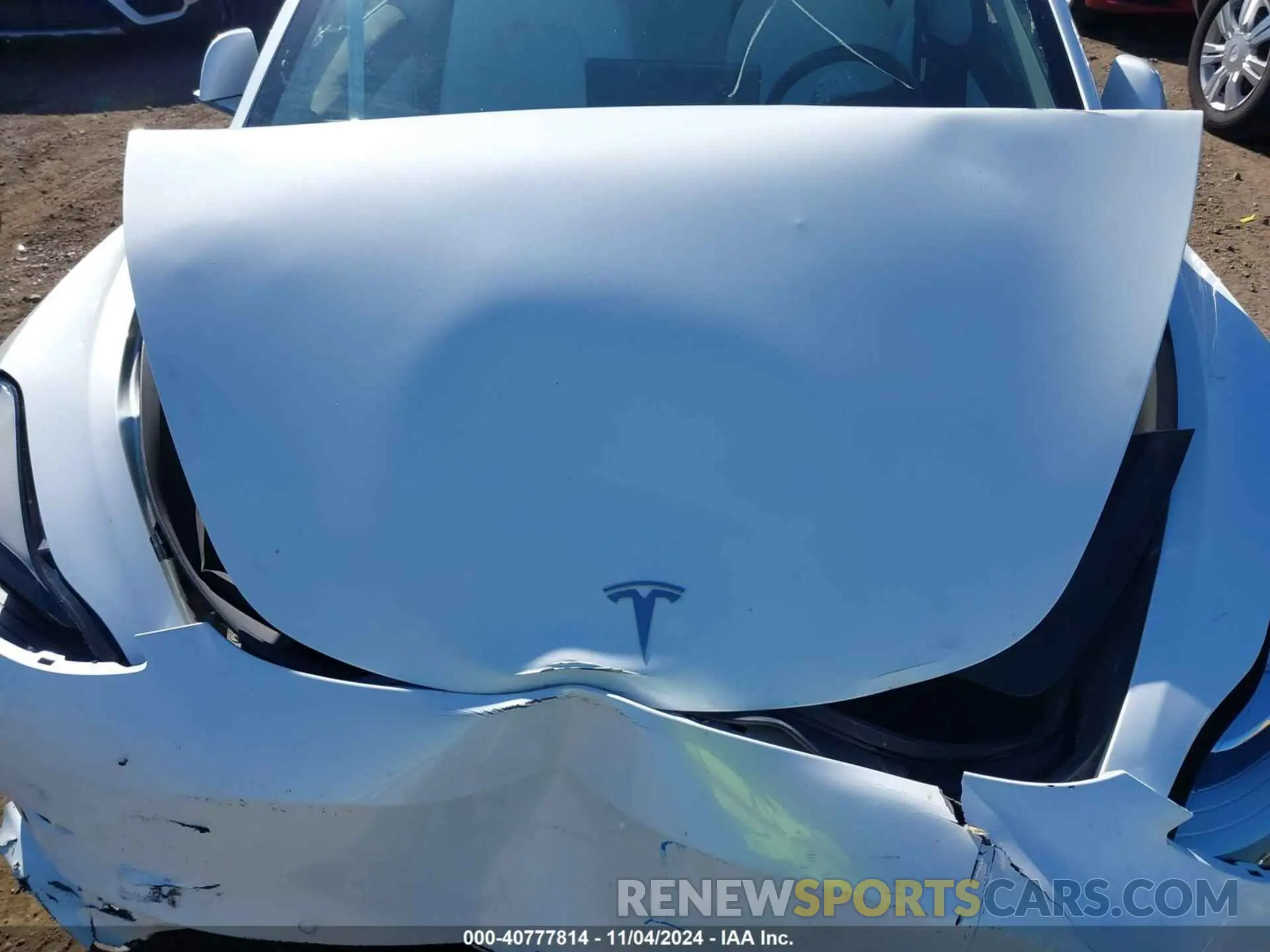 10 Photograph of a damaged car 5YJ3E1EB0LF720144 TESLA MODEL 3 2020