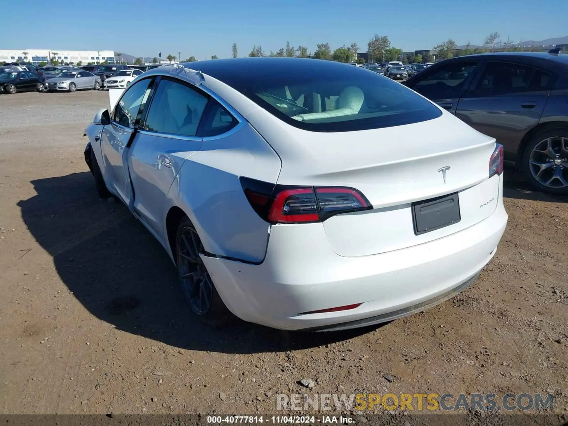 3 Photograph of a damaged car 5YJ3E1EB0LF720144 TESLA MODEL 3 2020