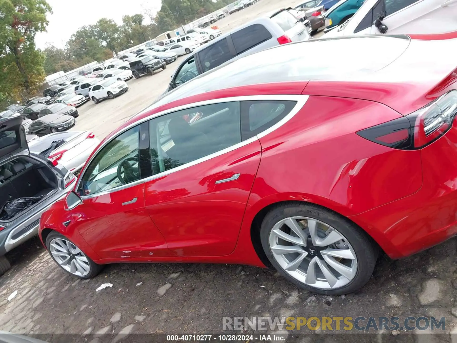 13 Photograph of a damaged car 5YJ3E1EB0LF735632 TESLA MODEL 3 2020