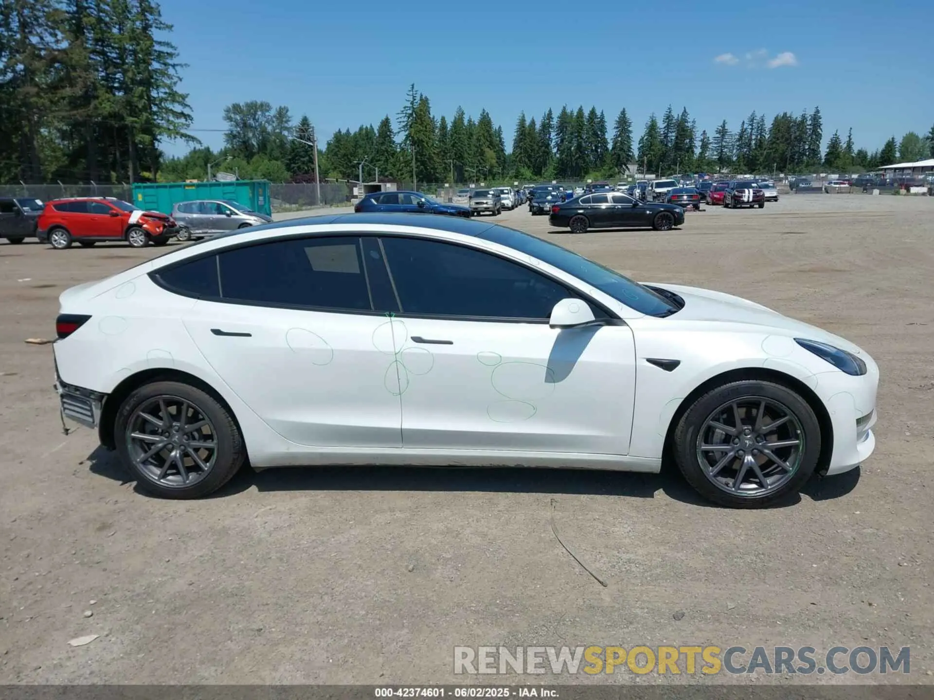 13 Photograph of a damaged car 5YJ3E1EB0LF741639 TESLA MODEL 3 2020