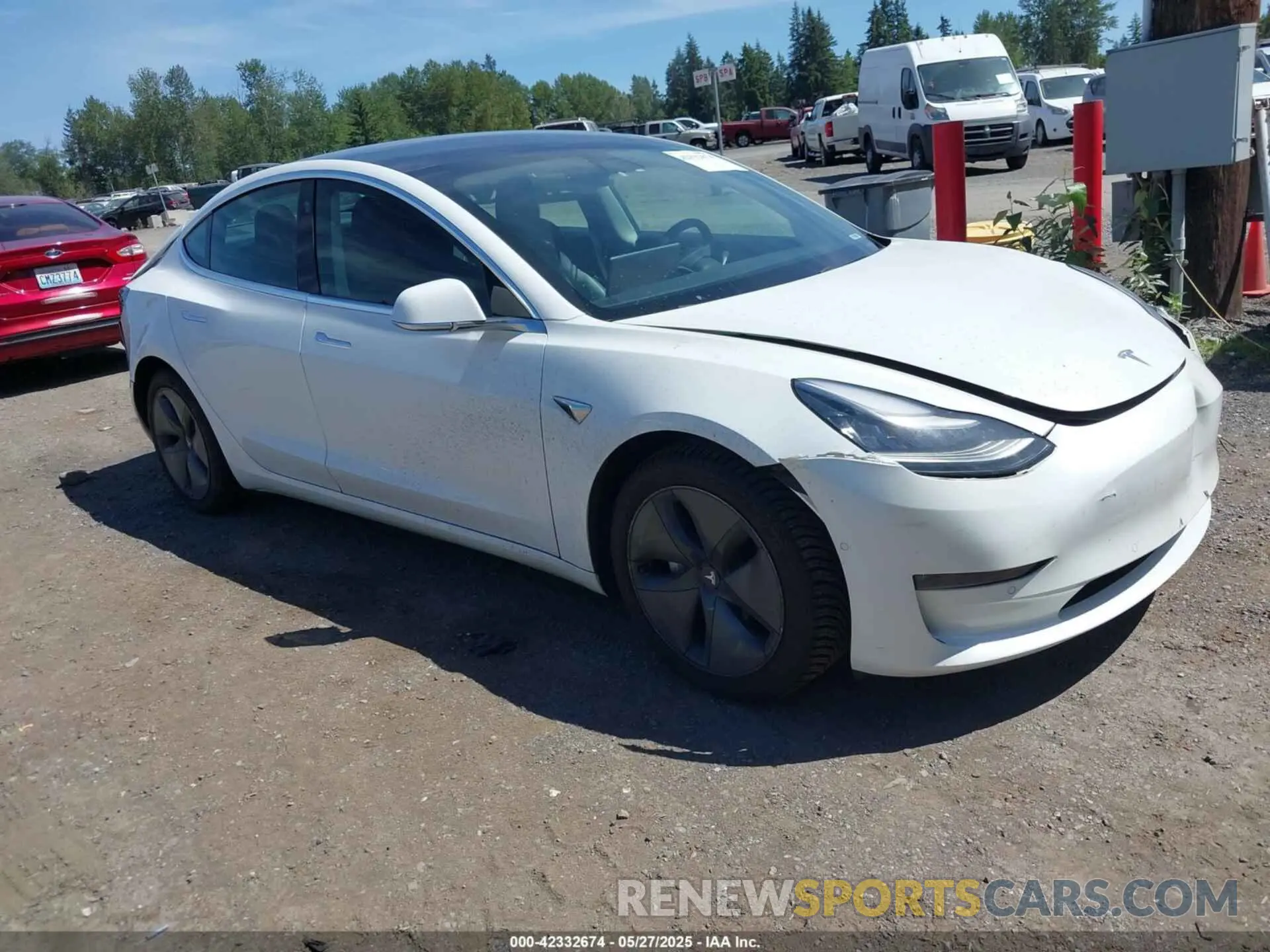 1 Photograph of a damaged car 5YJ3E1EB0LF787228 TESLA MODEL 3 2020