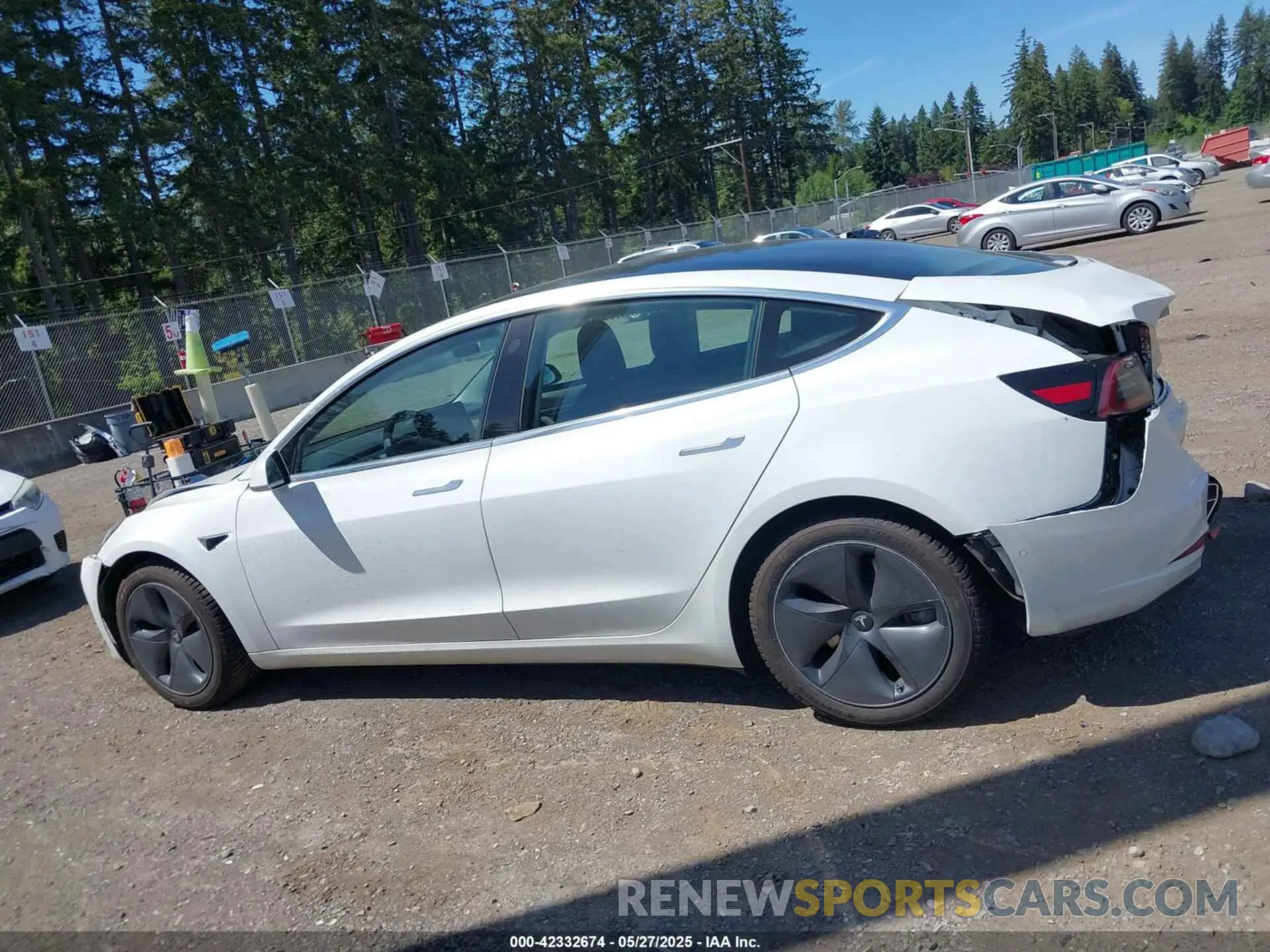 13 Photograph of a damaged car 5YJ3E1EB0LF787228 TESLA MODEL 3 2020