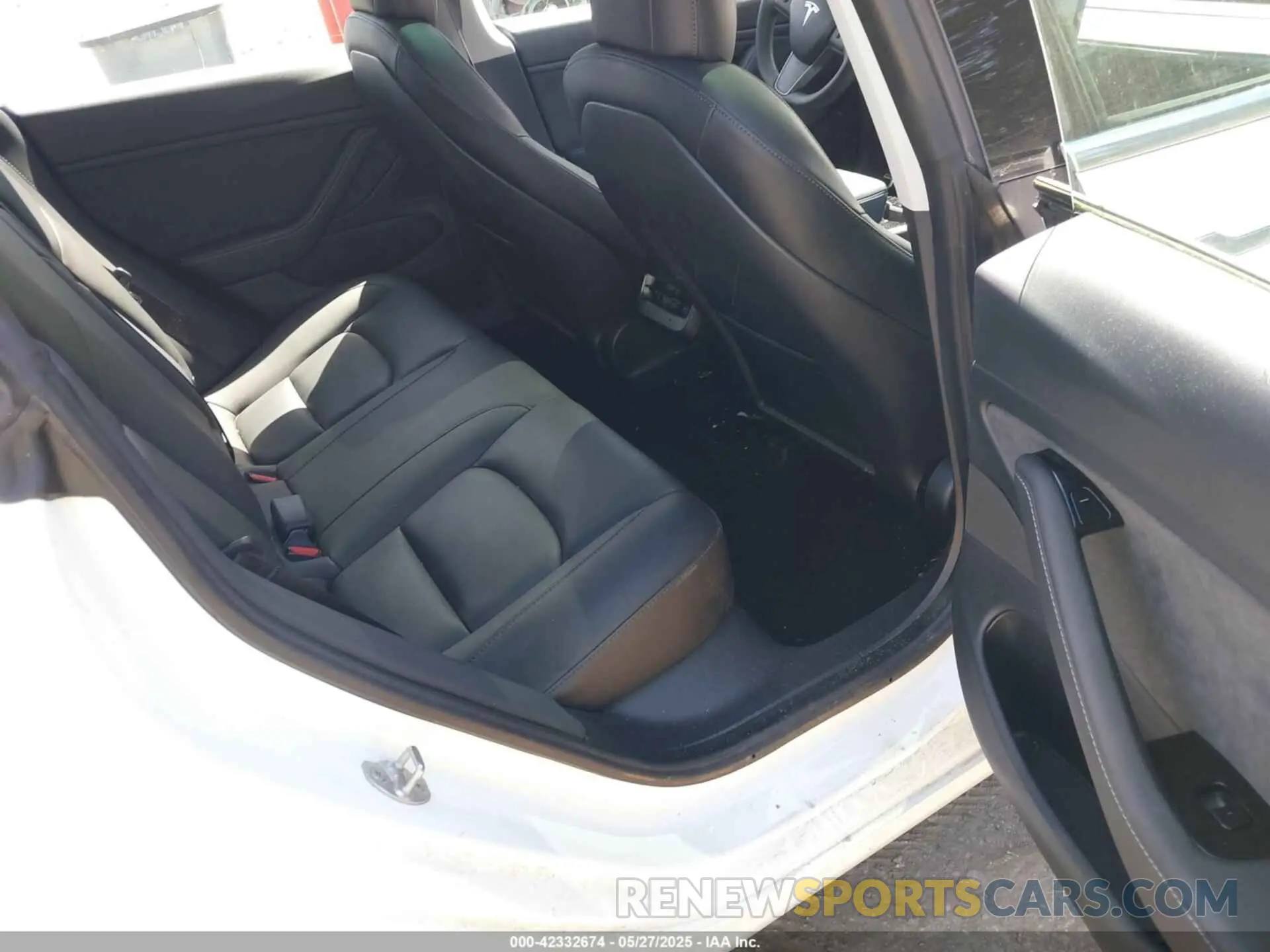8 Photograph of a damaged car 5YJ3E1EB0LF787228 TESLA MODEL 3 2020