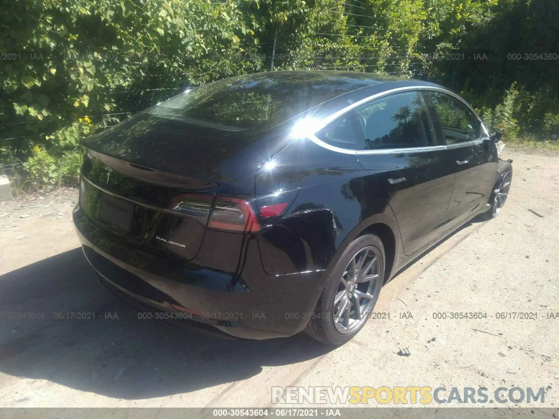 4 Photograph of a damaged car 5YJ3E1EB0LF790209 TESLA MODEL 3 2020