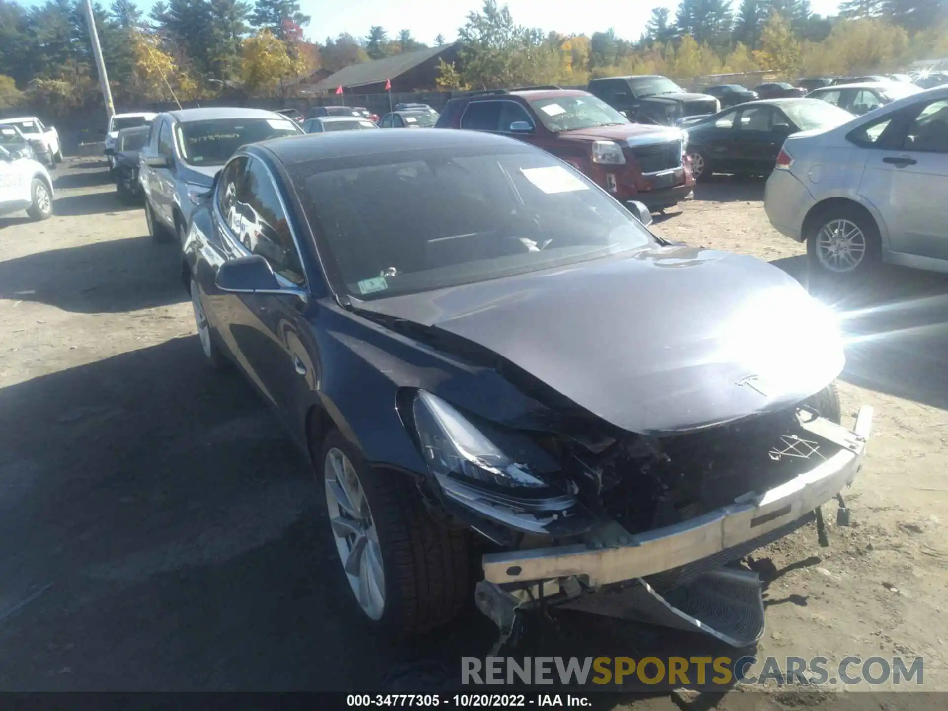 1 Photograph of a damaged car 5YJ3E1EB1LF588950 TESLA MODEL 3 2020