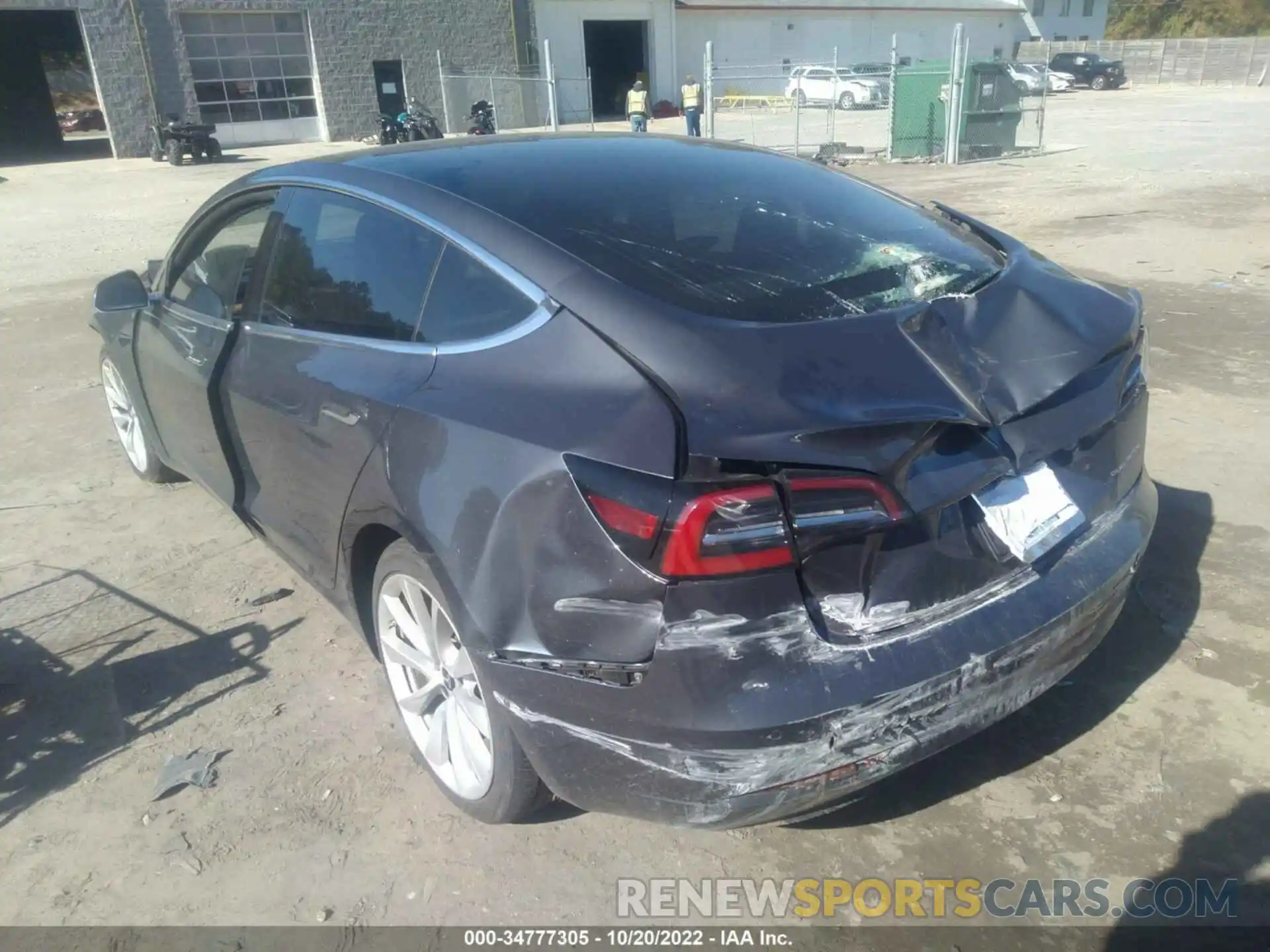 3 Photograph of a damaged car 5YJ3E1EB1LF588950 TESLA MODEL 3 2020