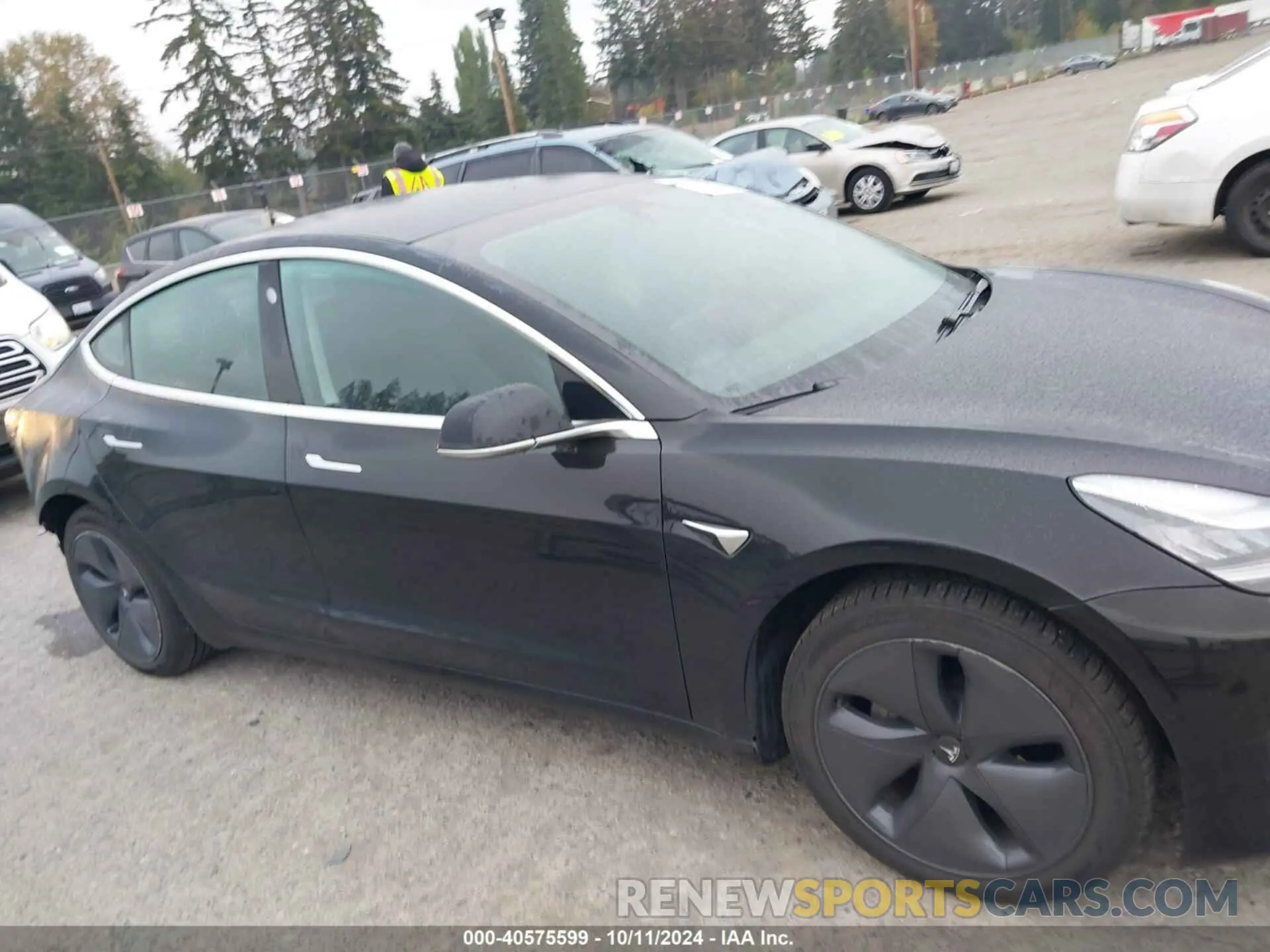 14 Photograph of a damaged car 5YJ3E1EB1LF599978 TESLA MODEL 3 2020