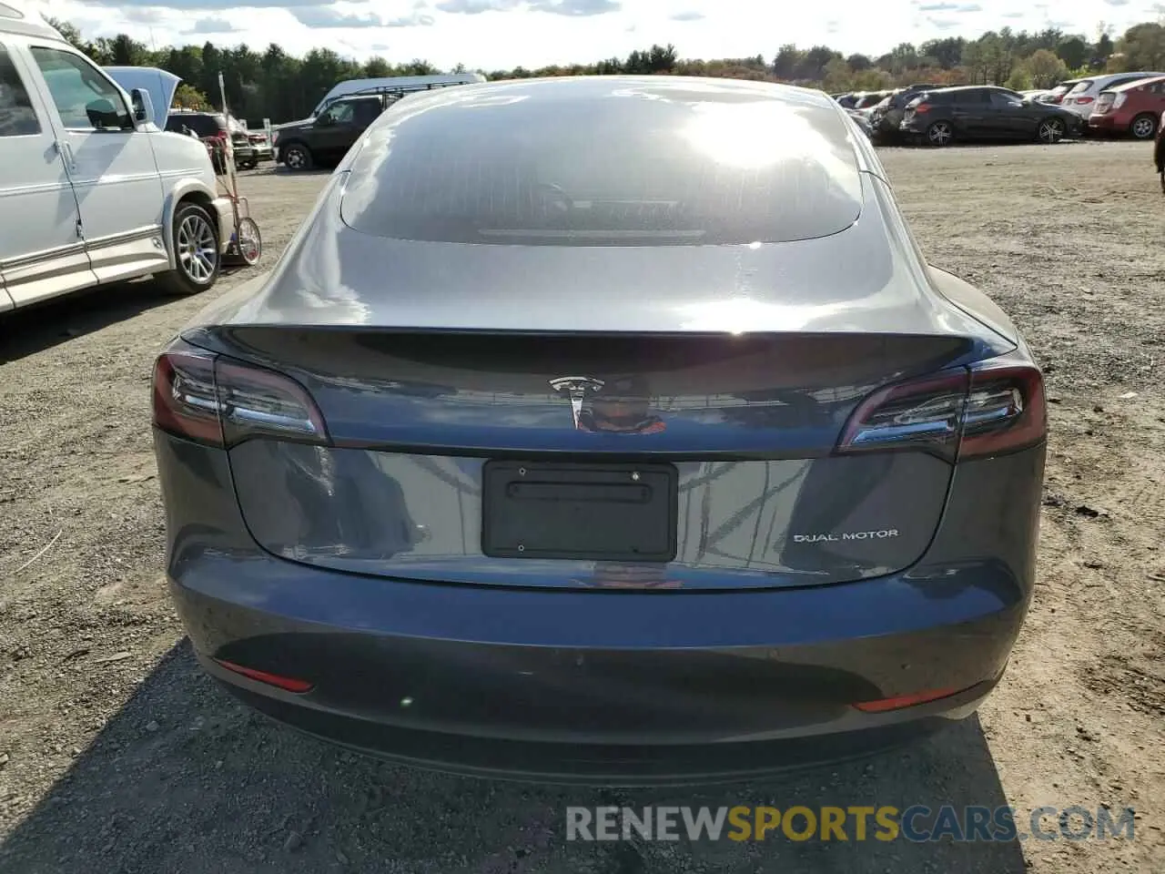 6 Photograph of a damaged car 5YJ3E1EB1LF616830 TESLA MODEL 3 2020