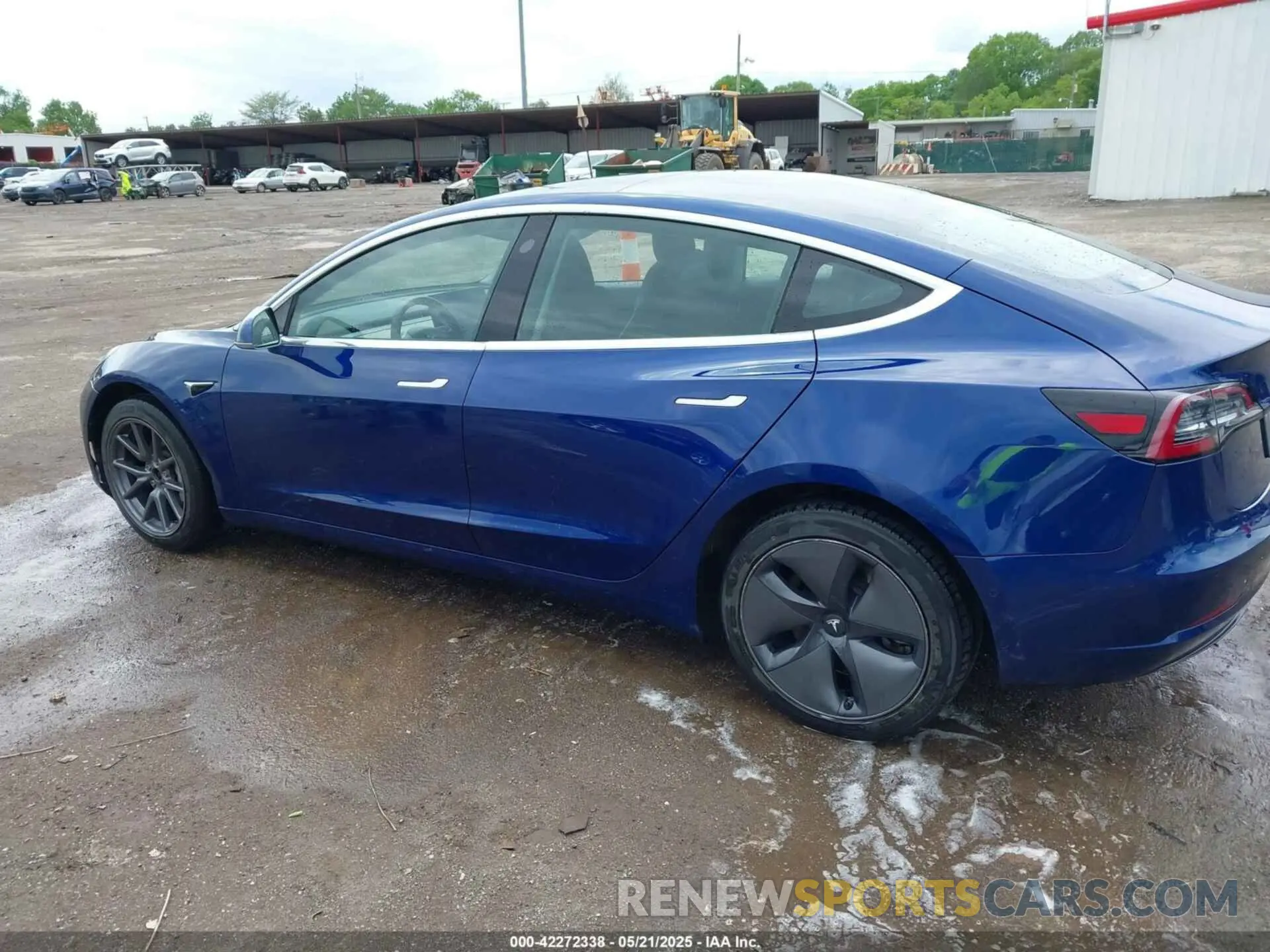 15 Photograph of a damaged car 5YJ3E1EB1LF617461 TESLA MODEL 3 2020