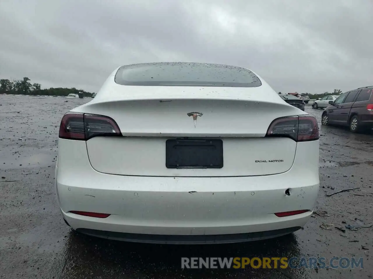 6 Photograph of a damaged car 5YJ3E1EB1LF617833 TESLA MODEL 3 2020