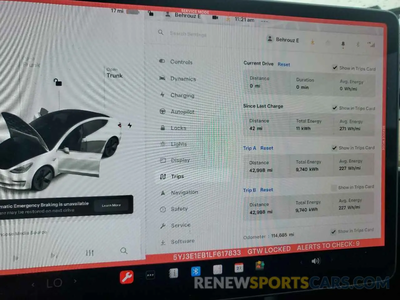 9 Photograph of a damaged car 5YJ3E1EB1LF617833 TESLA MODEL 3 2020