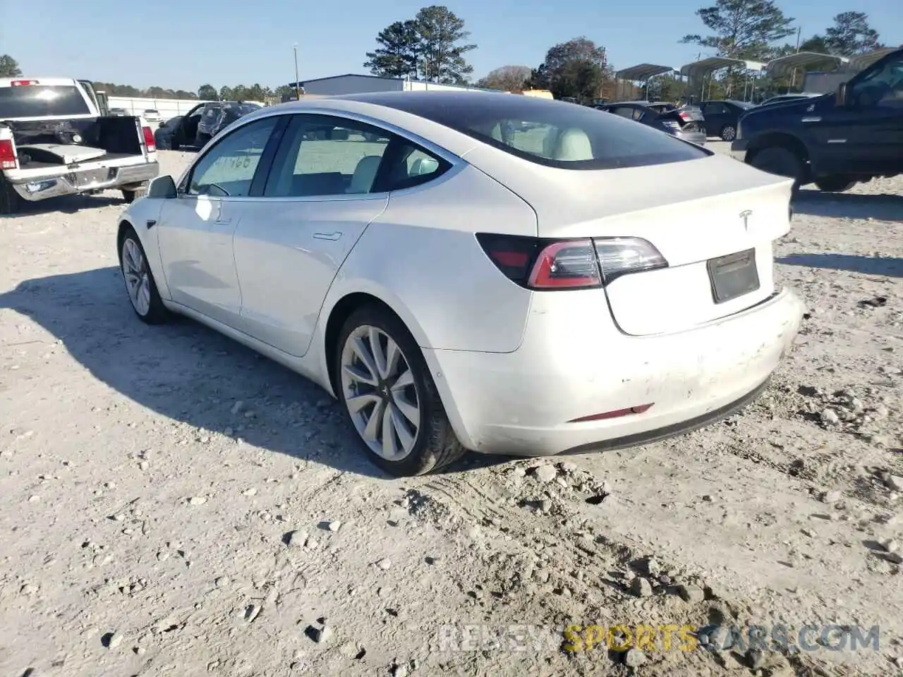 3 Photograph of a damaged car 5YJ3E1EB1LF622966 TESLA MODEL 3 2020