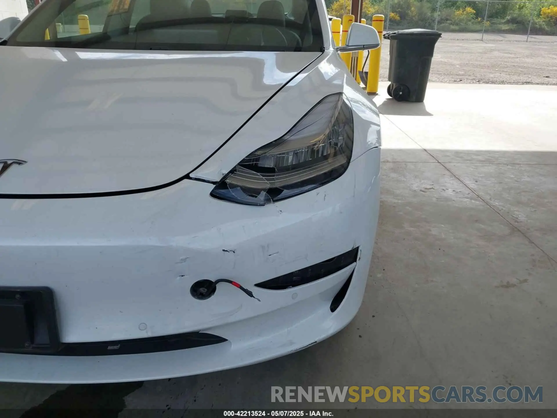 6 Photograph of a damaged car 5YJ3E1EB1LF636768 TESLA MODEL 3 2020