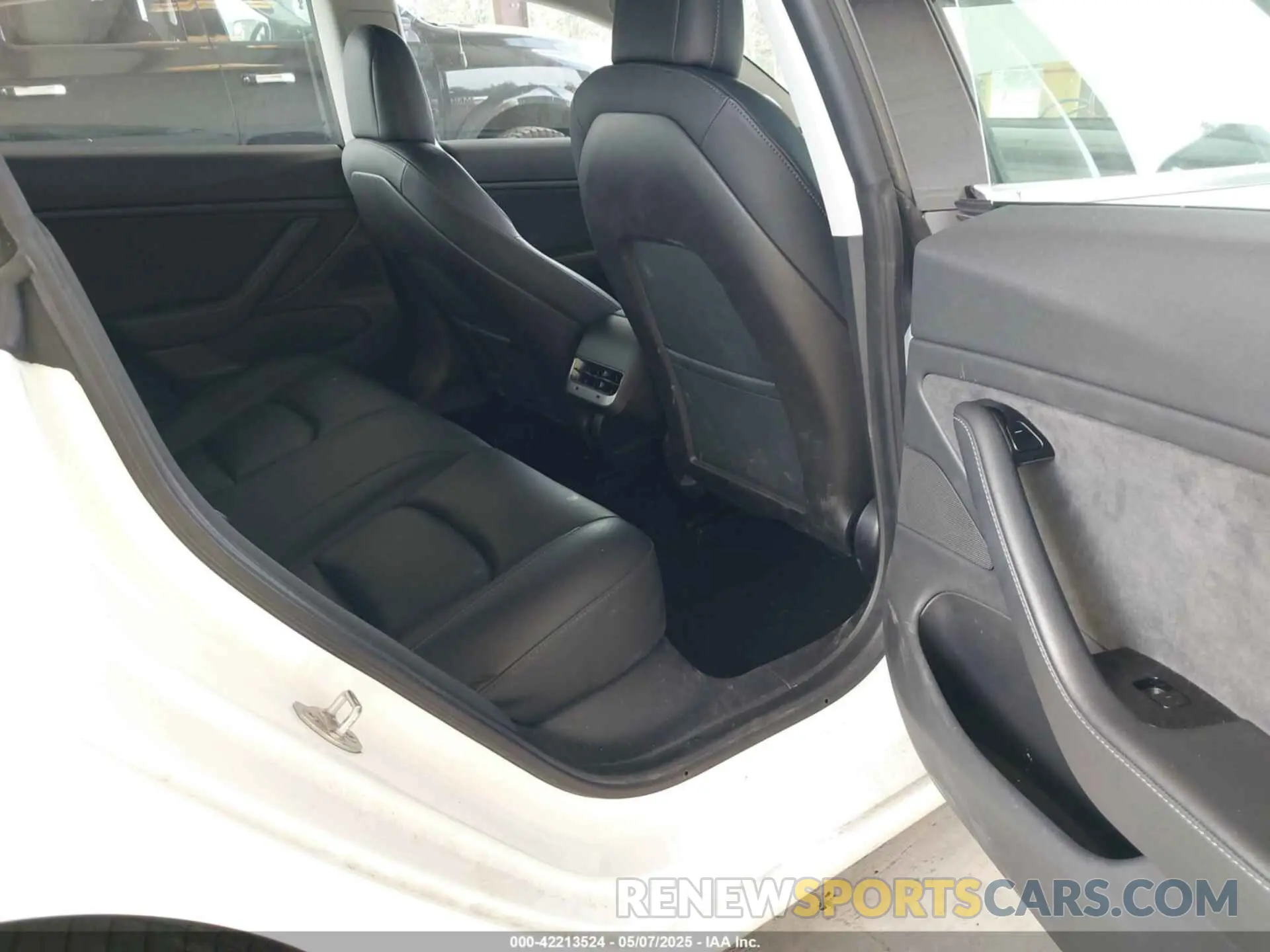 8 Photograph of a damaged car 5YJ3E1EB1LF636768 TESLA MODEL 3 2020