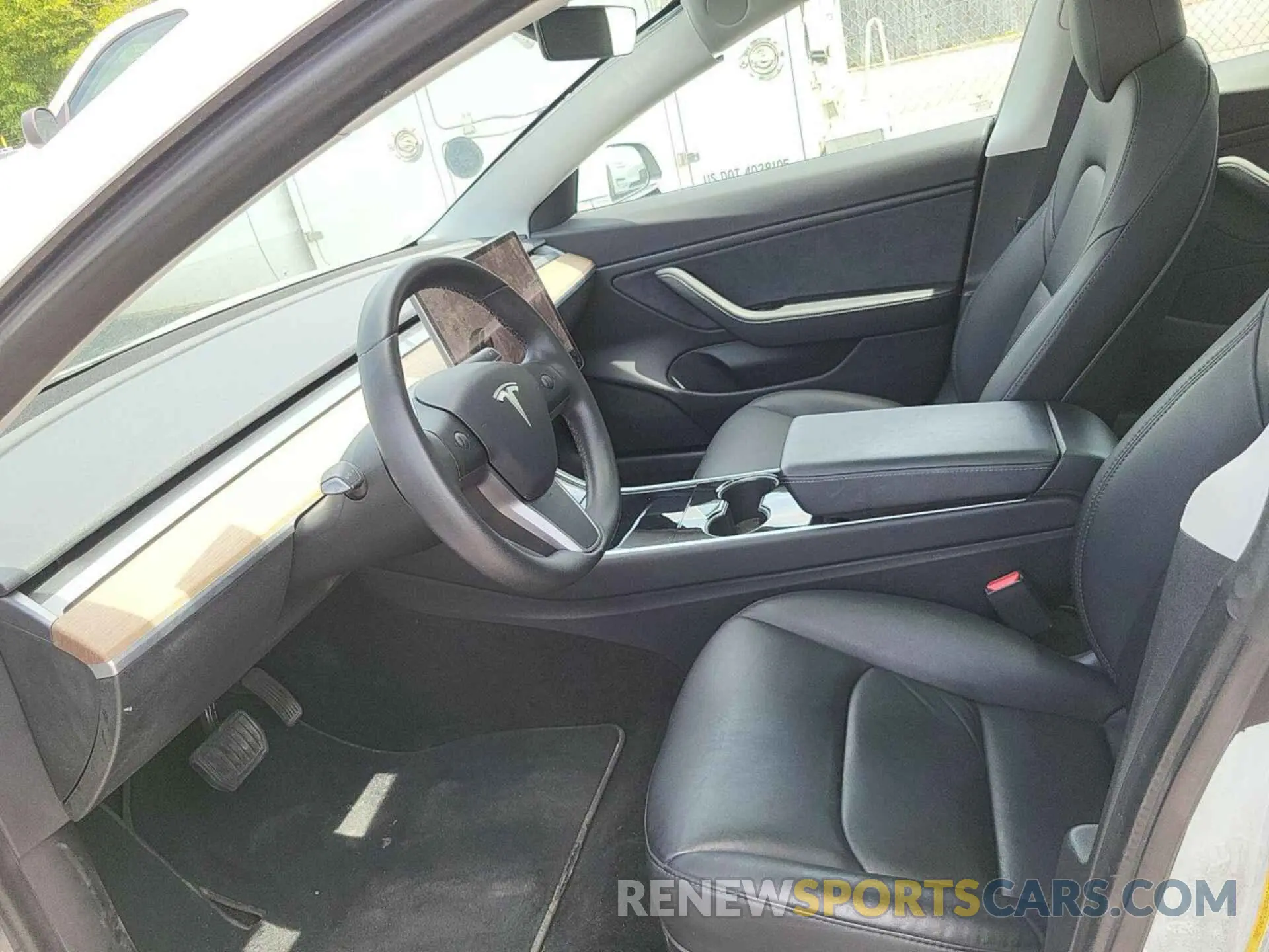 19 Photograph of a damaged car 5YJ3E1EB1LF637306 TESLA MODEL 3 2020