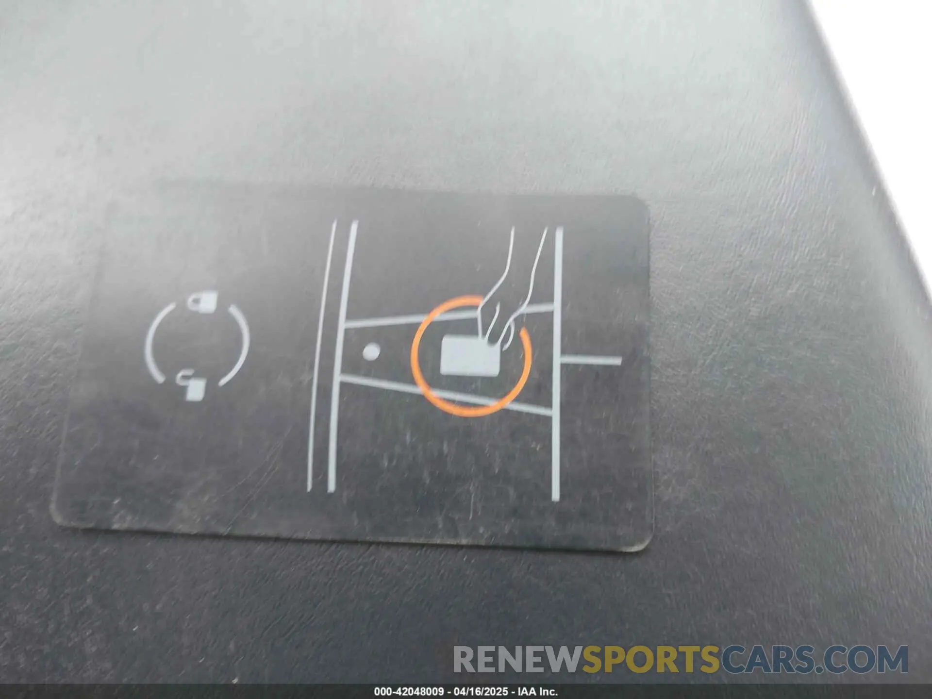 11 Photograph of a damaged car 5YJ3E1EB1LF639055 TESLA MODEL 3 2020