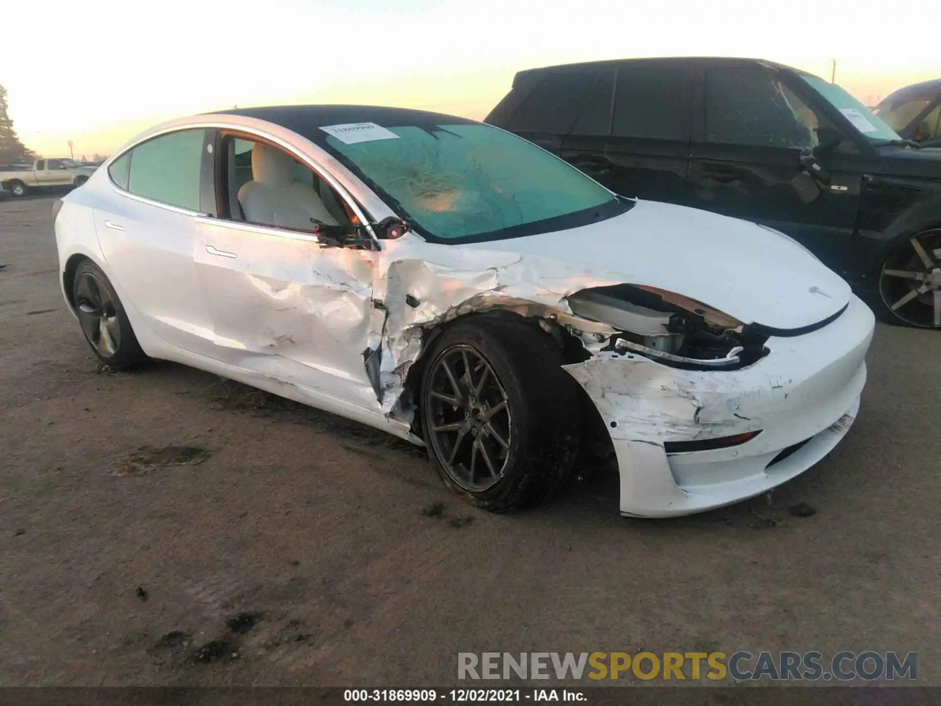 1 Photograph of a damaged car 5YJ3E1EB1LF639881 TESLA MODEL 3 2020