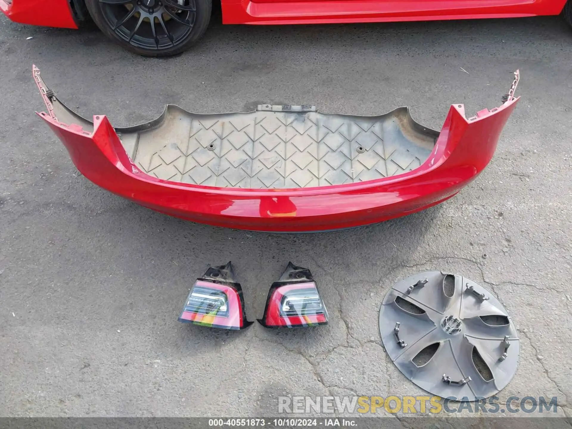 11 Photograph of a damaged car 5YJ3E1EB1LF668197 TESLA MODEL 3 2020