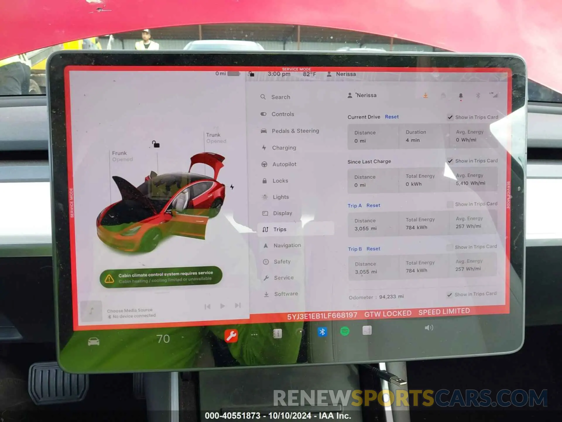 18 Photograph of a damaged car 5YJ3E1EB1LF668197 TESLA MODEL 3 2020