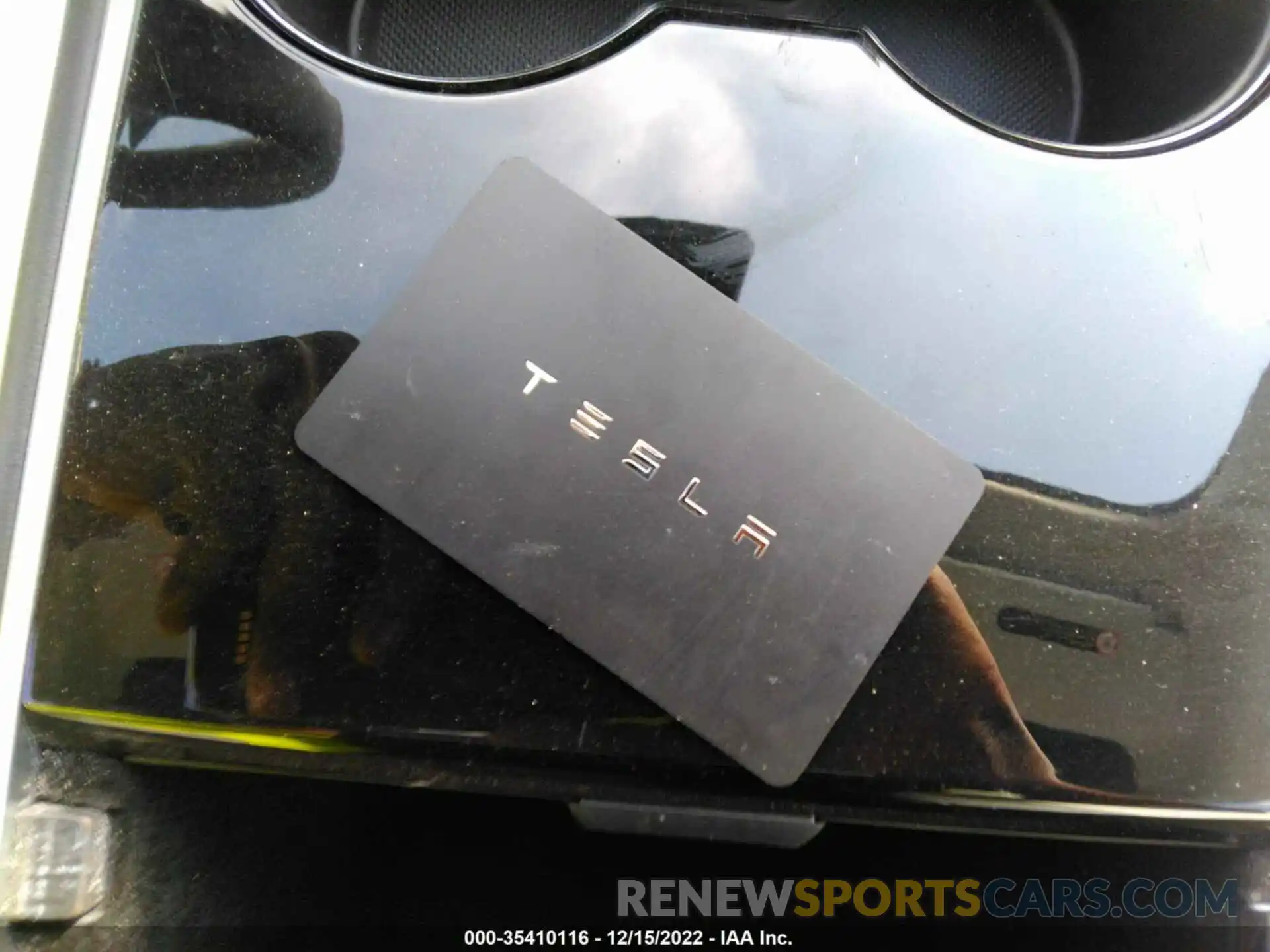 11 Photograph of a damaged car 5YJ3E1EB1LF669124 TESLA MODEL 3 2020