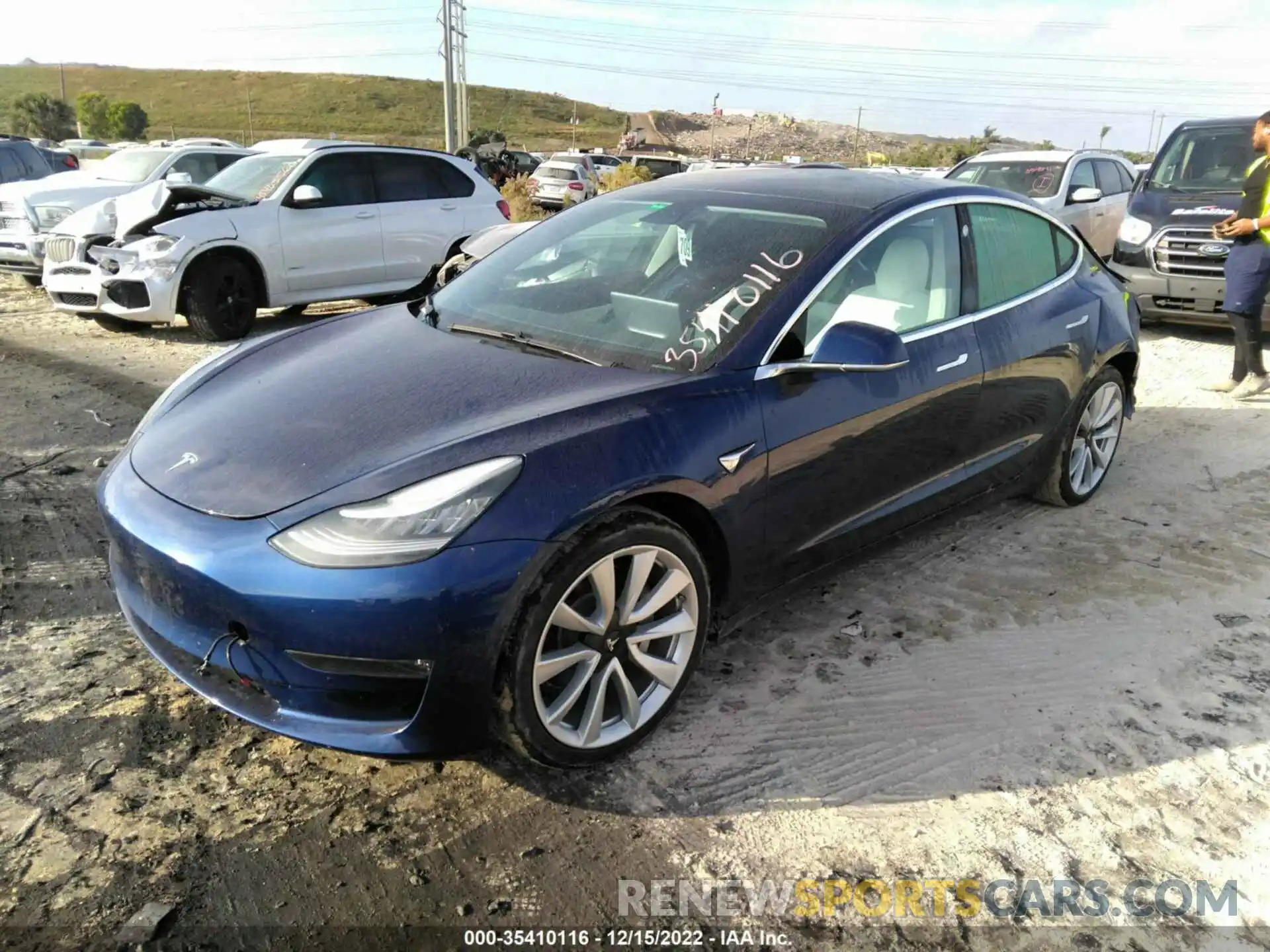 2 Photograph of a damaged car 5YJ3E1EB1LF669124 TESLA MODEL 3 2020