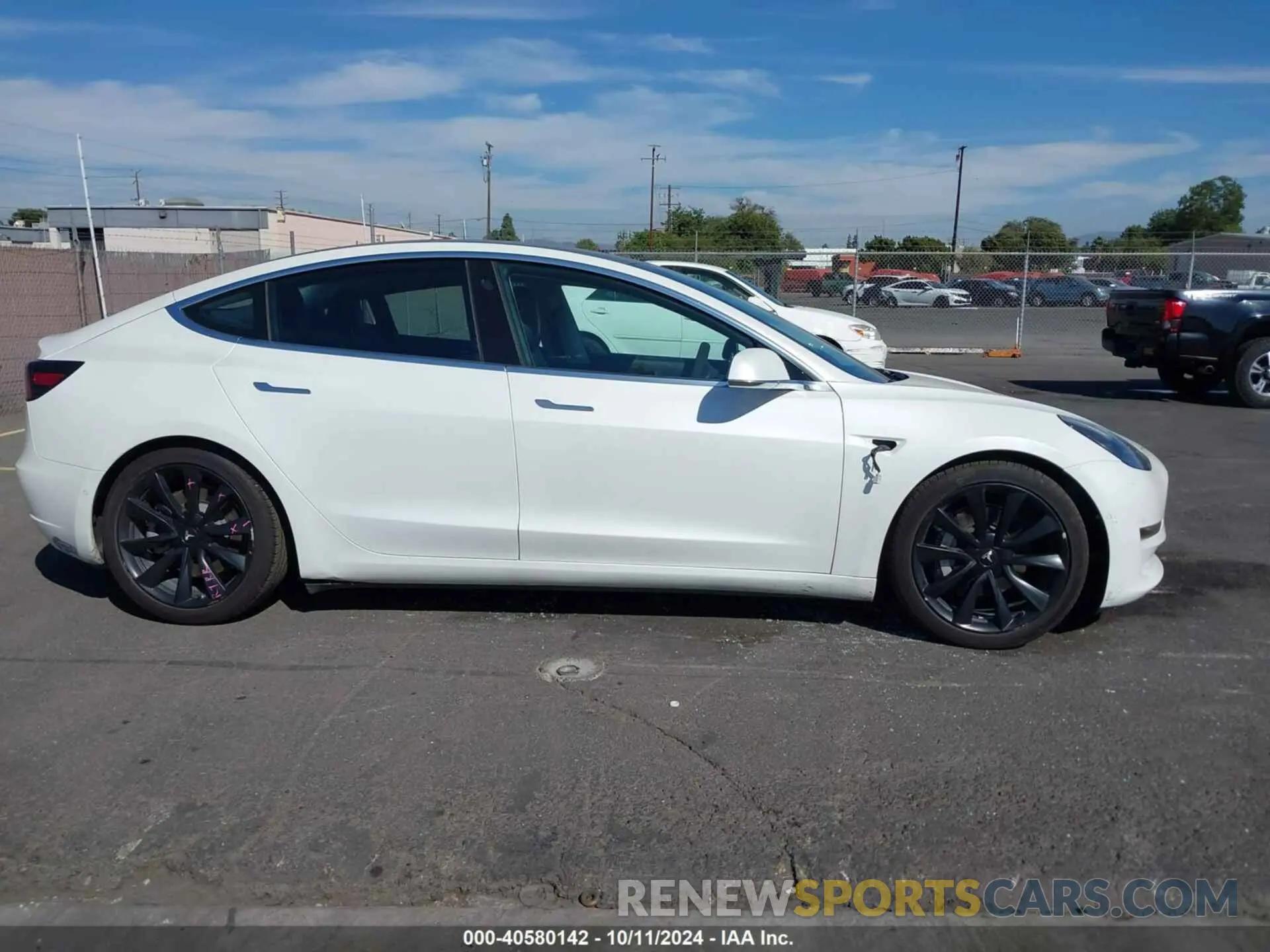 13 Photograph of a damaged car 5YJ3E1EB1LF735753 TESLA MODEL 3 2020