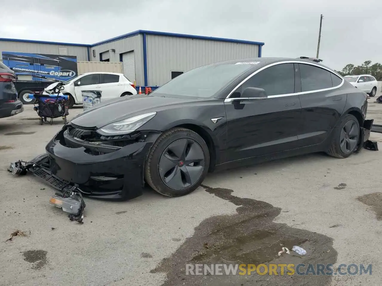 1 Photograph of a damaged car 5YJ3E1EB1LF735770 TESLA MODEL 3 2020